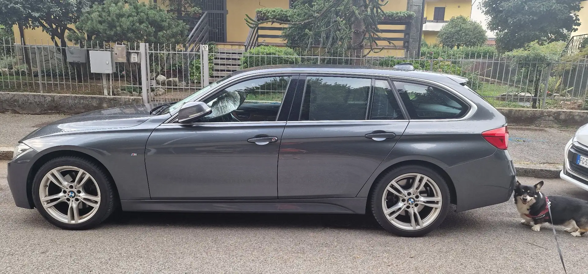 BMW 330 Serie 3 F31 Touring 330dA Touring xdrive Msport Szary - 1