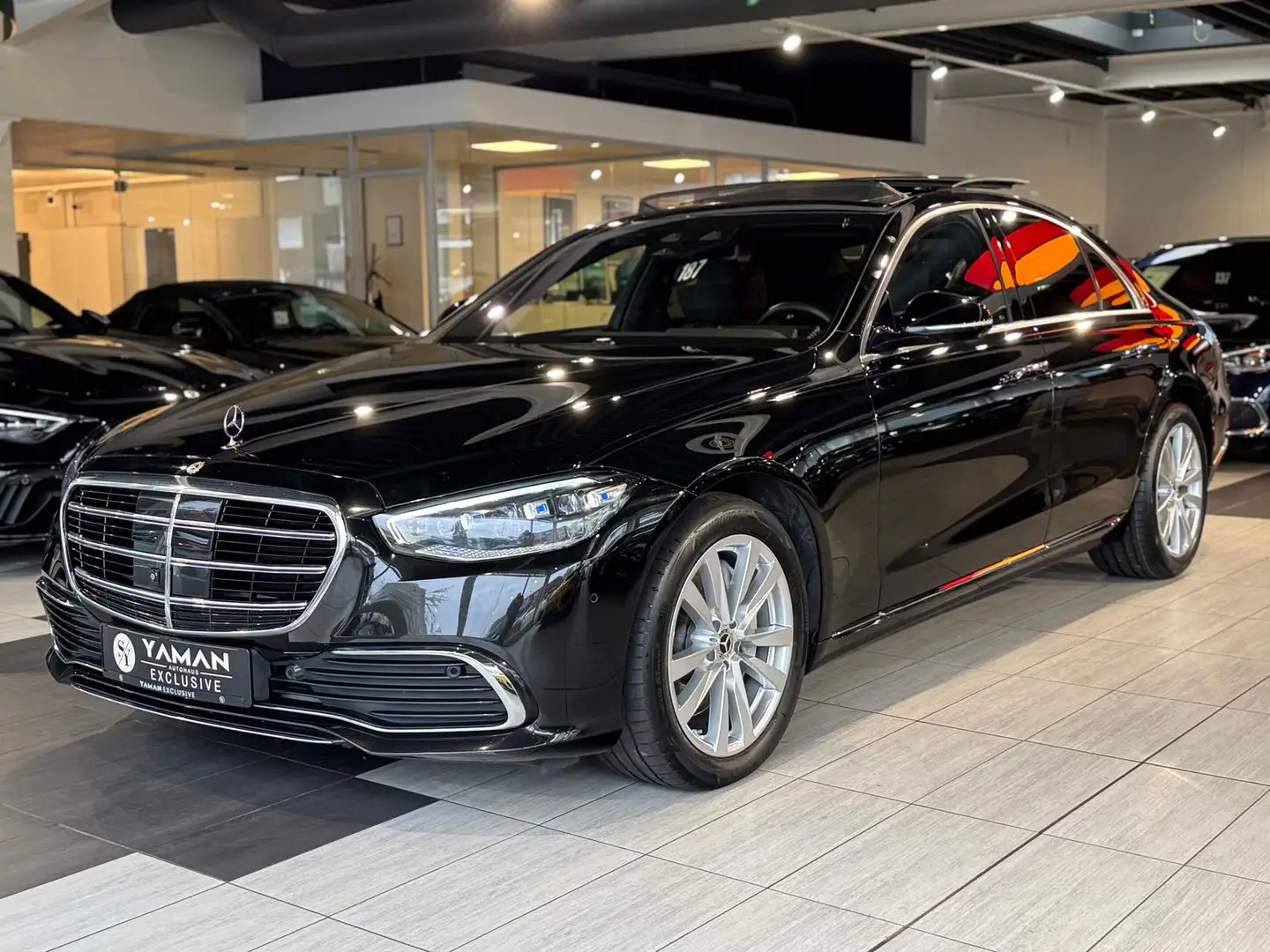 Mercedes-Benz S 400 d 4Matic Pano*Head-Up3D*StHzg*HAL-4,5°* Negru - 1