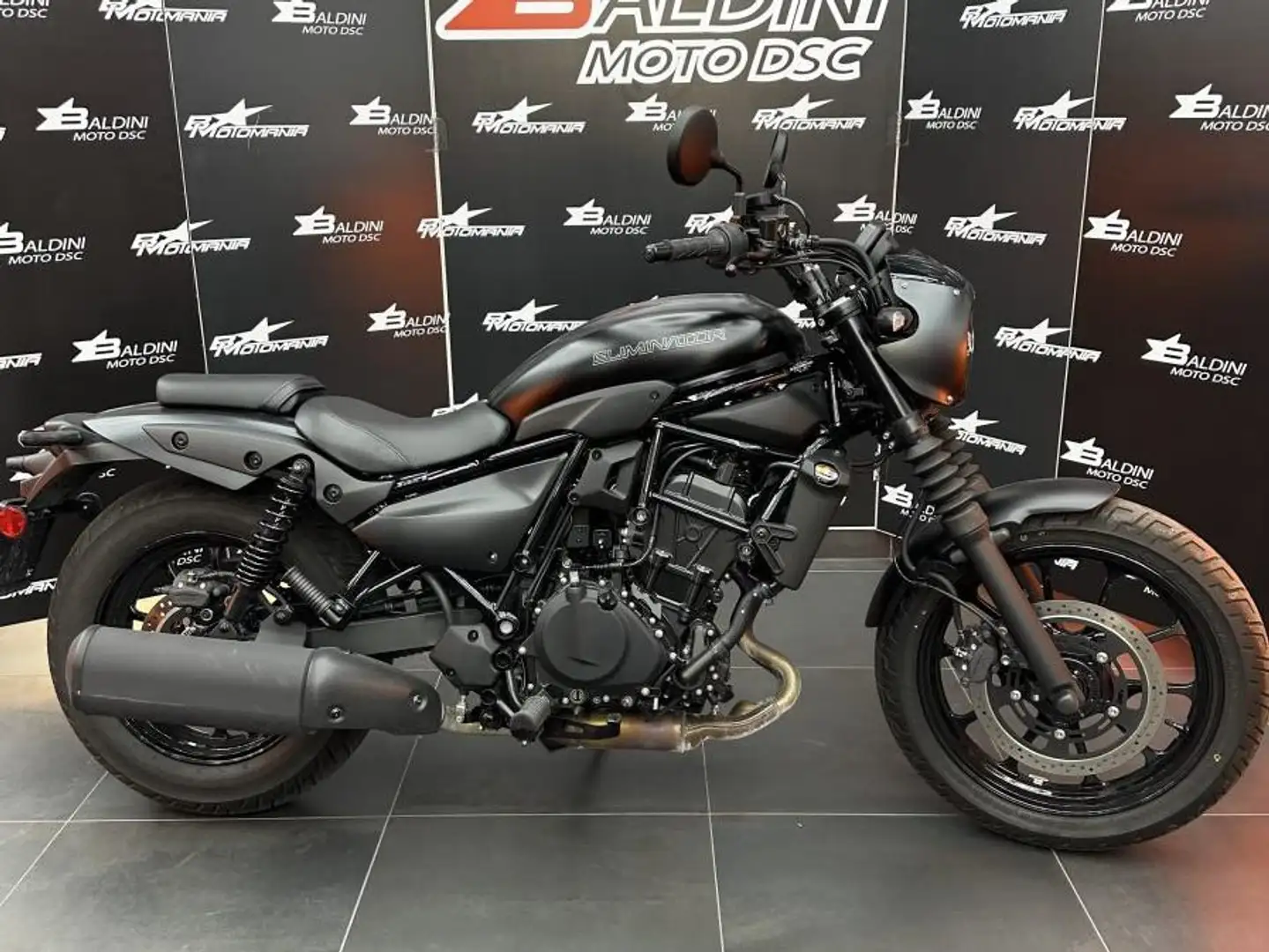 Kawasaki Eliminator 500 - 2