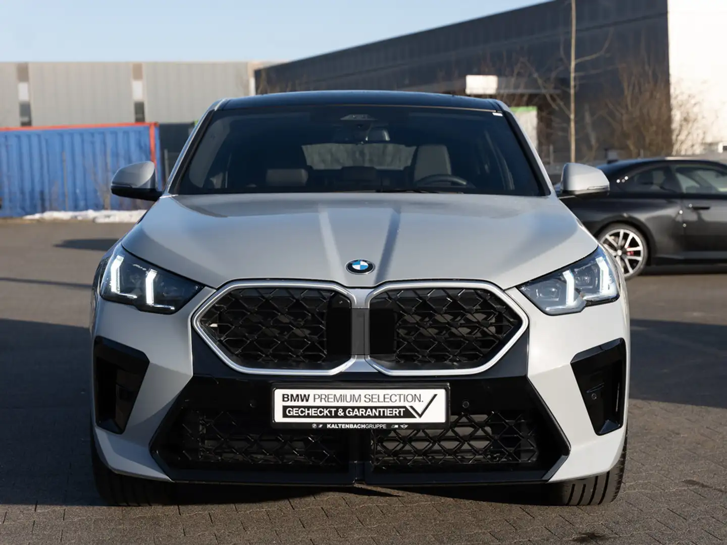 BMW X2 sDrive 20i M-Sport PANO AHK 360° H/K HUD Grau - 2