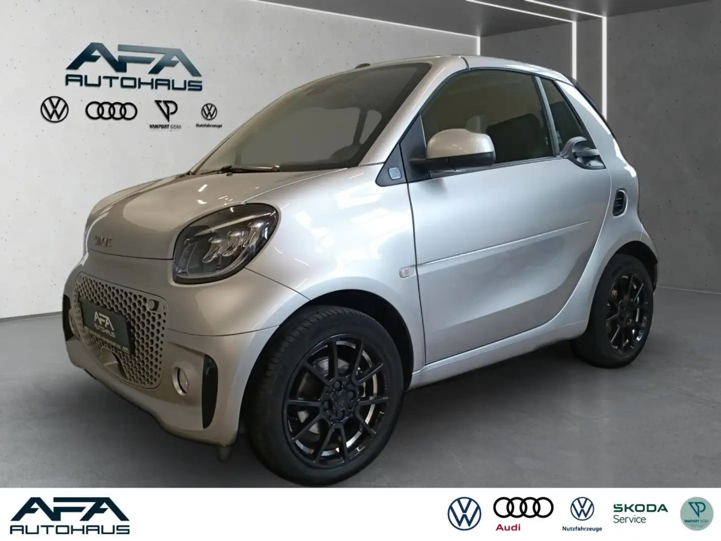 smart forTwo cabrio EQ prime LED*Navi*JBL*LM16*RFK*SHZ Silber - 1