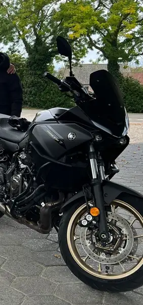 Yamaha Tracer 7 - foto 3