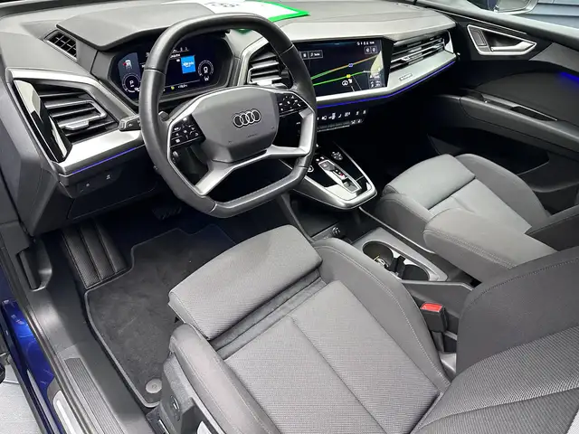 Audi Q4 e-tron view 15