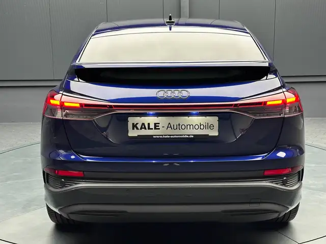 Audi Q4 e-tron view 4