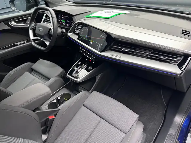 Audi Q4 e-tron view 11