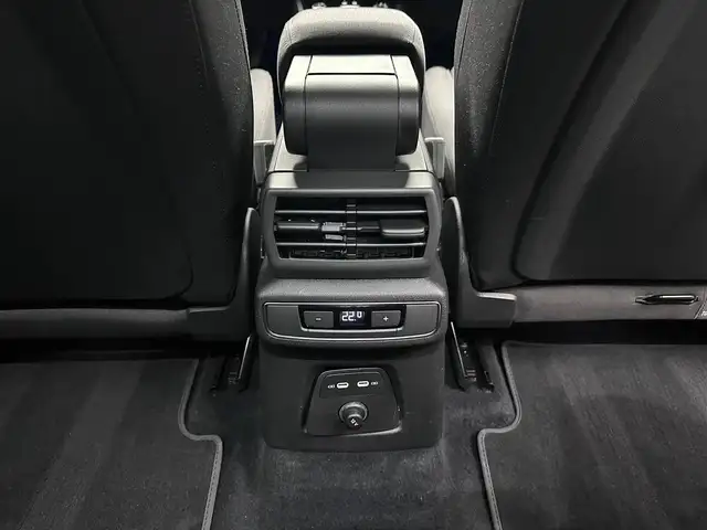 Audi Q4 e-tron view 27