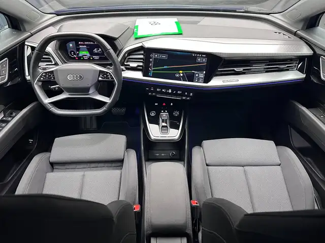 Audi Q4 e-tron view 12