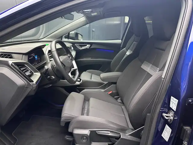 Audi Q4 e-tron view 14