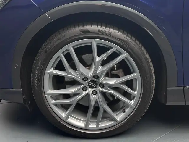 Audi Q4 e-tron view 9