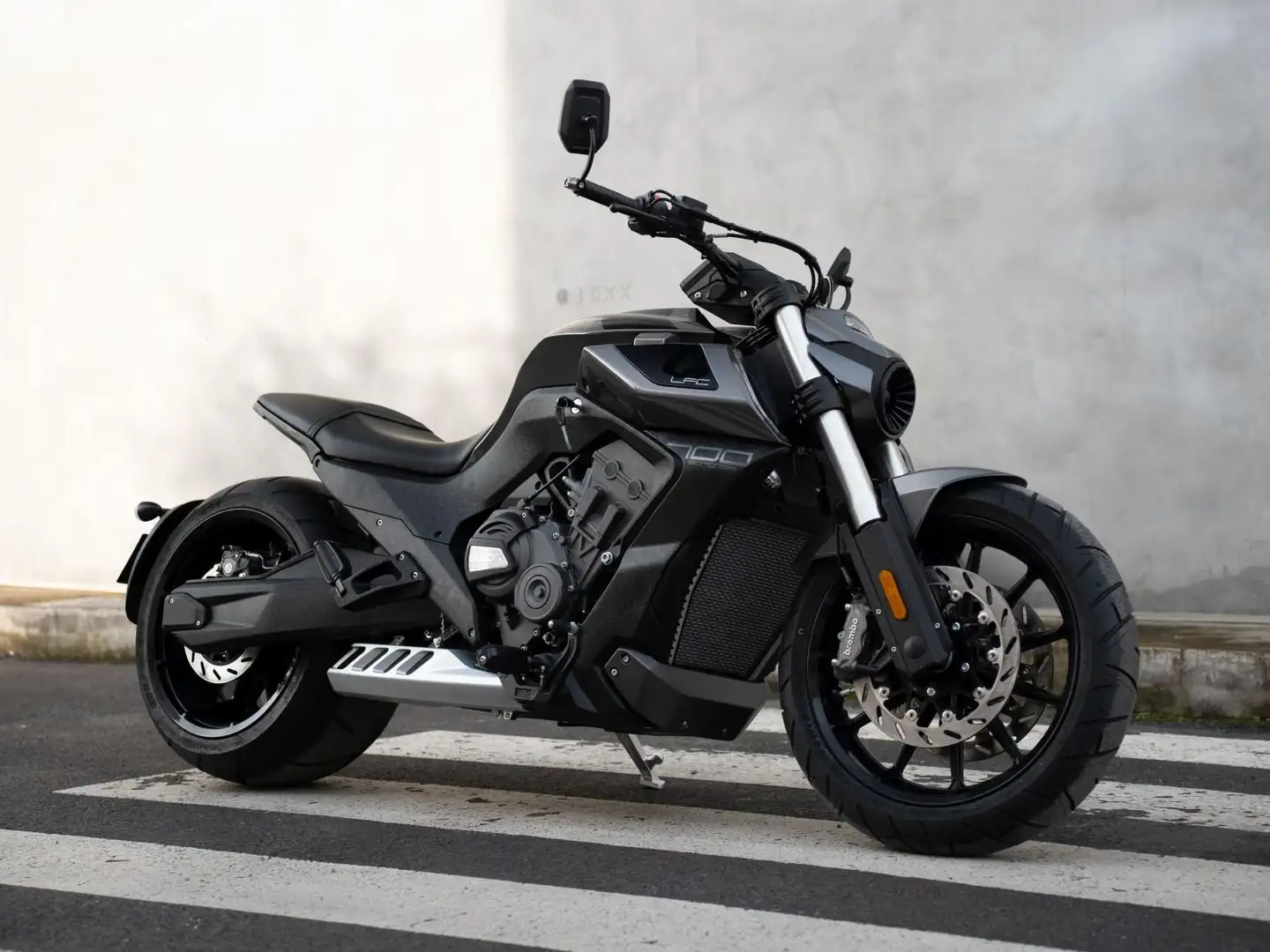 Benda LFC 700 pro - mit Luftfahrwerk! Noir - 1