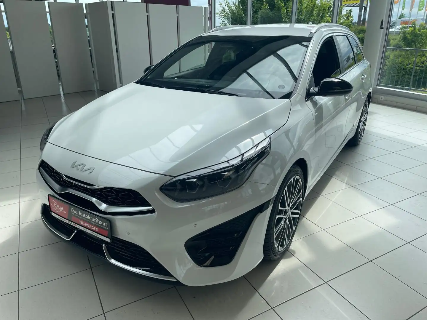 Kia Ceed SW / cee'd SW CEED_SW 1.5T 140 DCT7 GTL TEC 18Z Blanc - 1