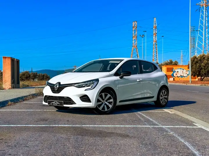 Renault Clio Zen Blue DCI (2021) 2023