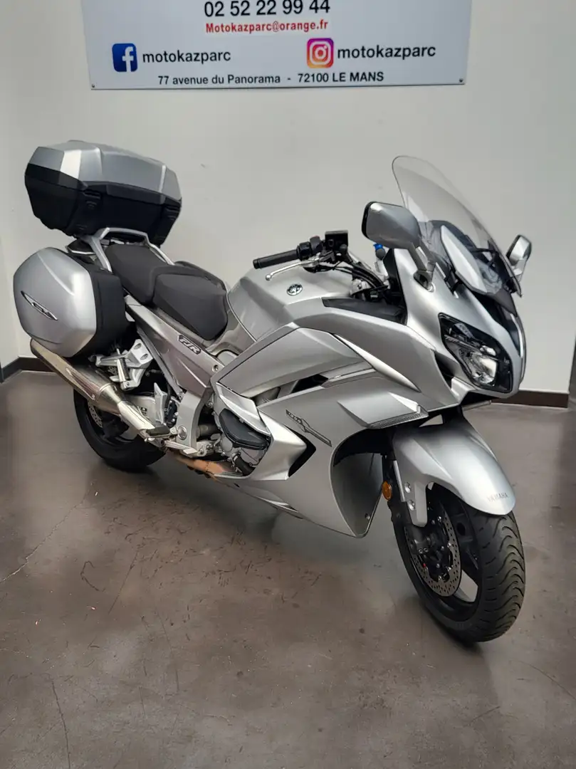 Yamaha FJR 1300 Gris - 2