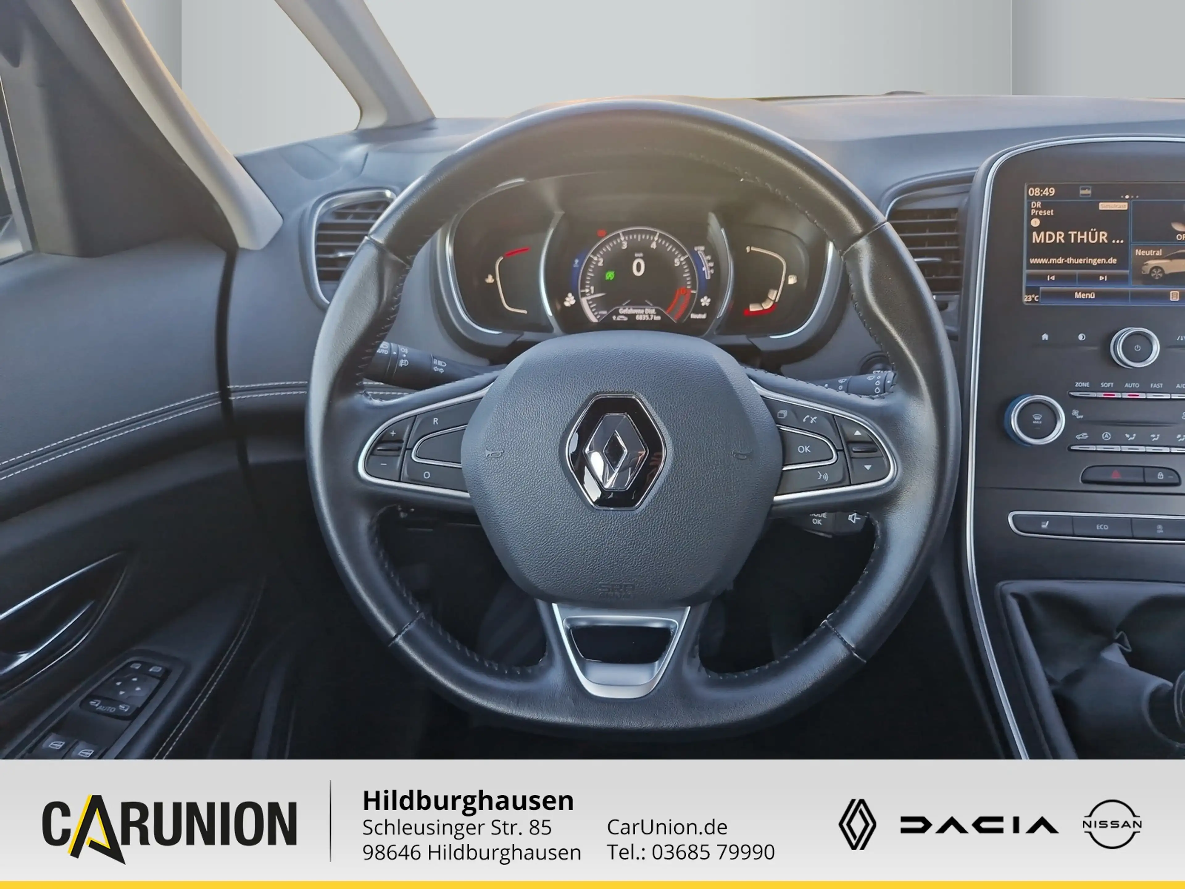 Renault Grand Scenic Intens TCe 130 — photo 10