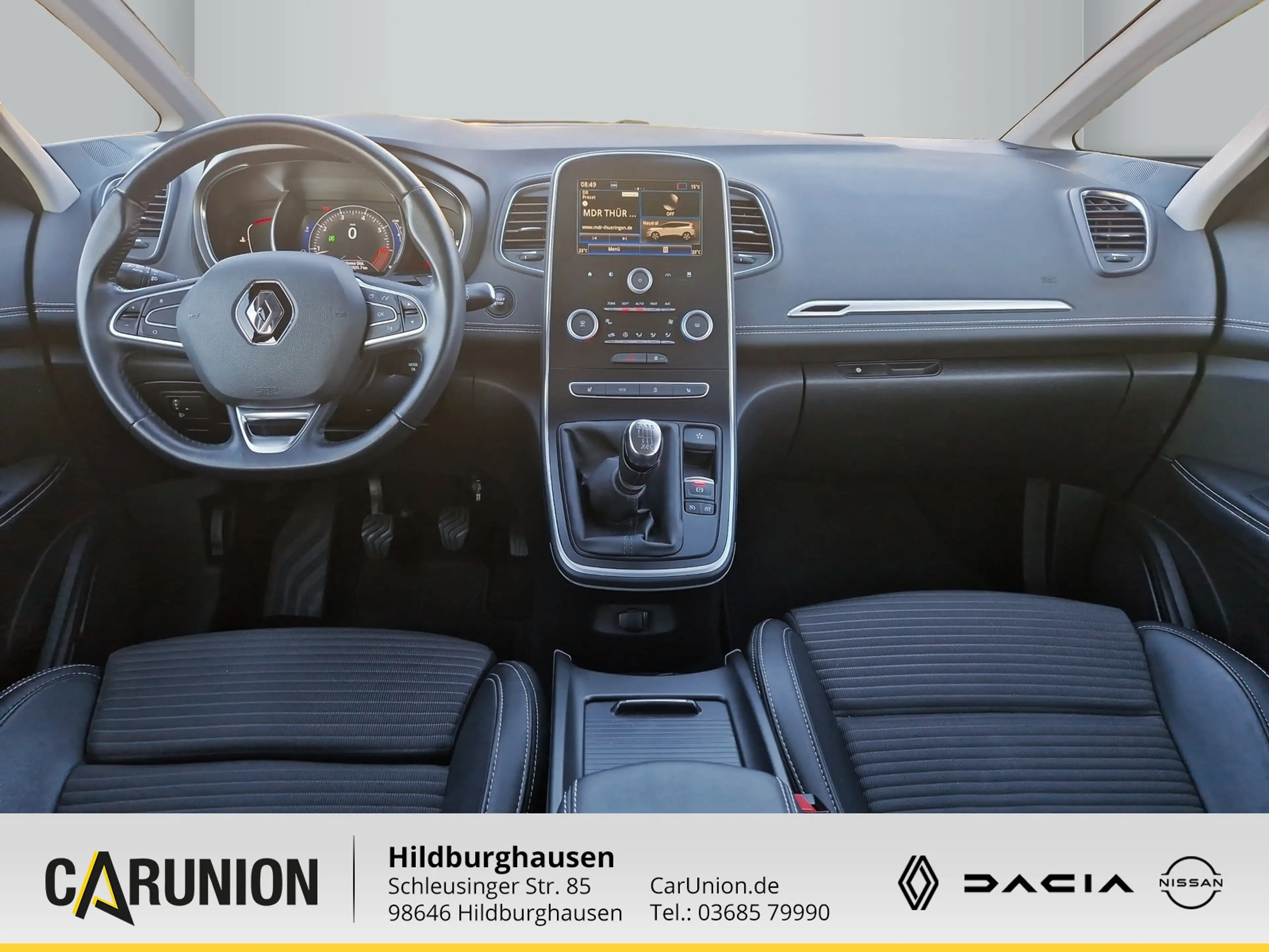 Renault Grand Scenic Intens TCe 130 — photo 9