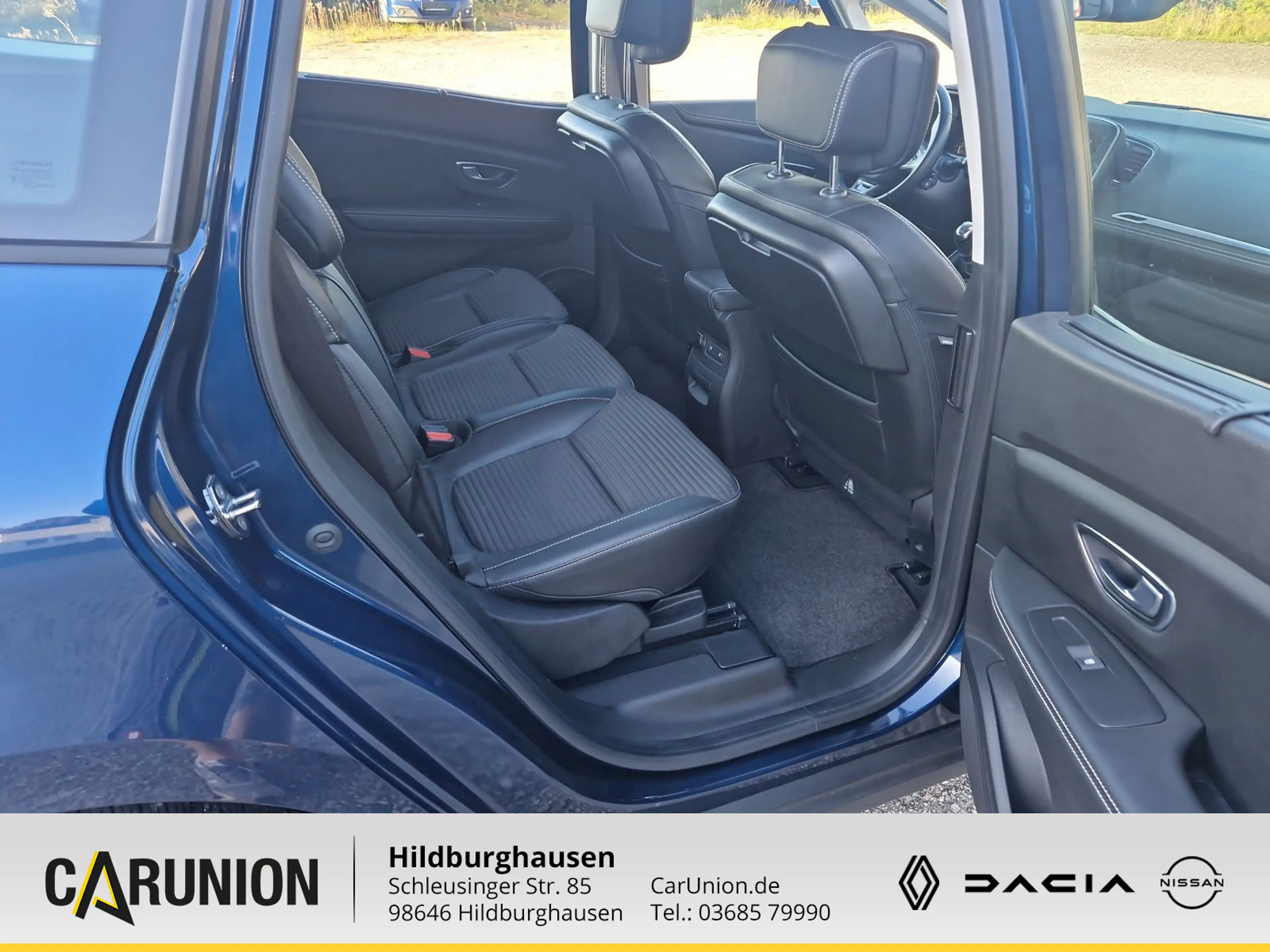 Renault Grand Scenic Intens TCe 130 — photo 15
