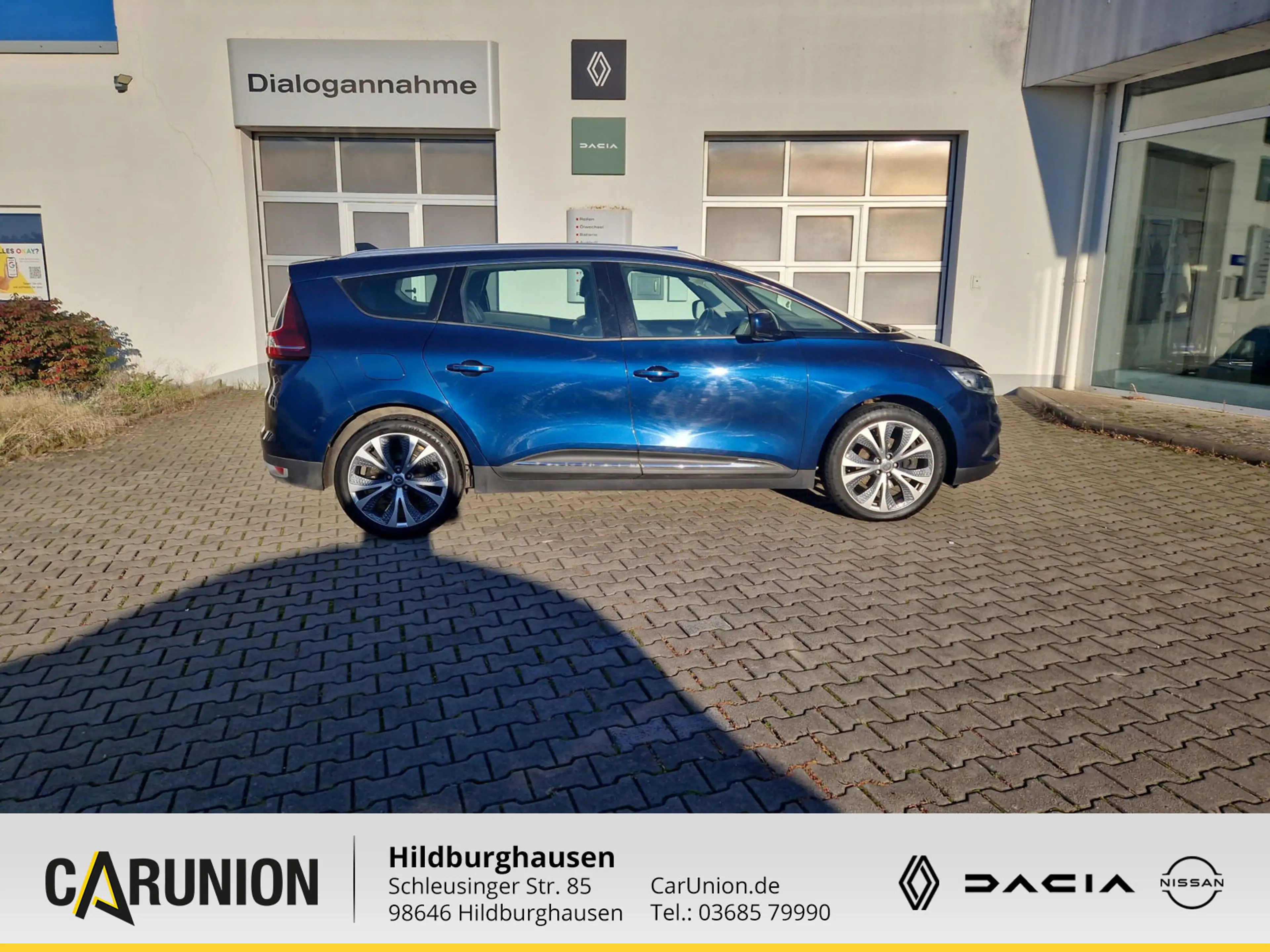 Renault Grand Scenic Intens TCe 130 — photo 11