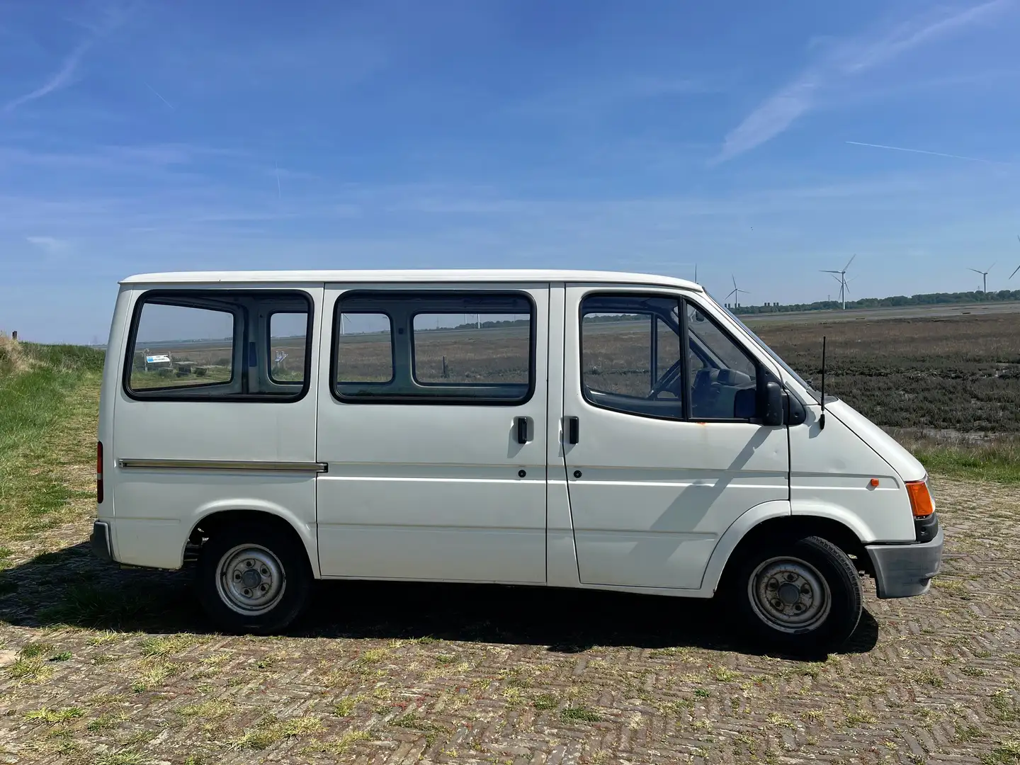 Ford Transit FT100 Bílá - 2