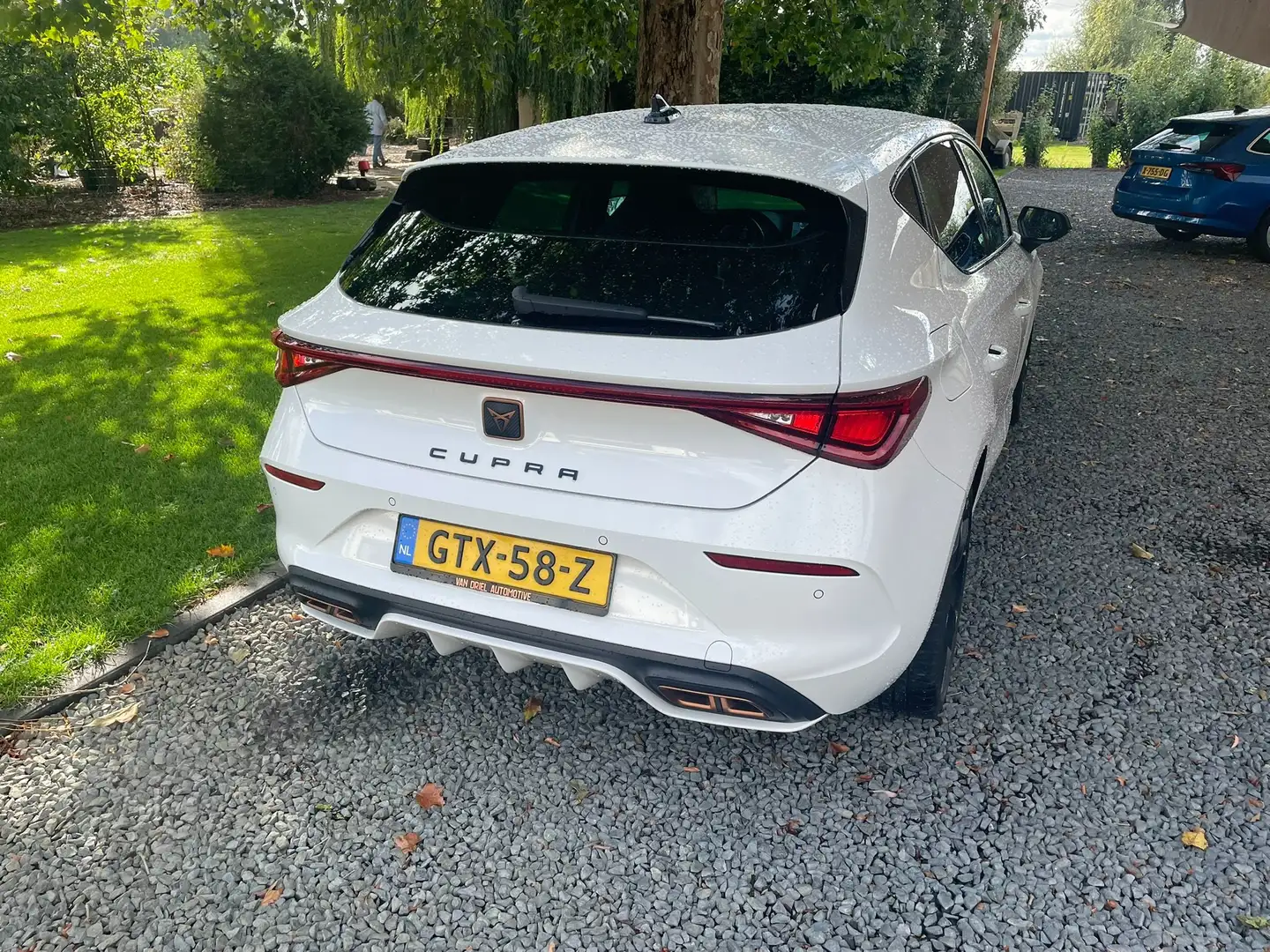 CUPRA Leon Leon 1.4 e-Hyb 245 Wit - 2