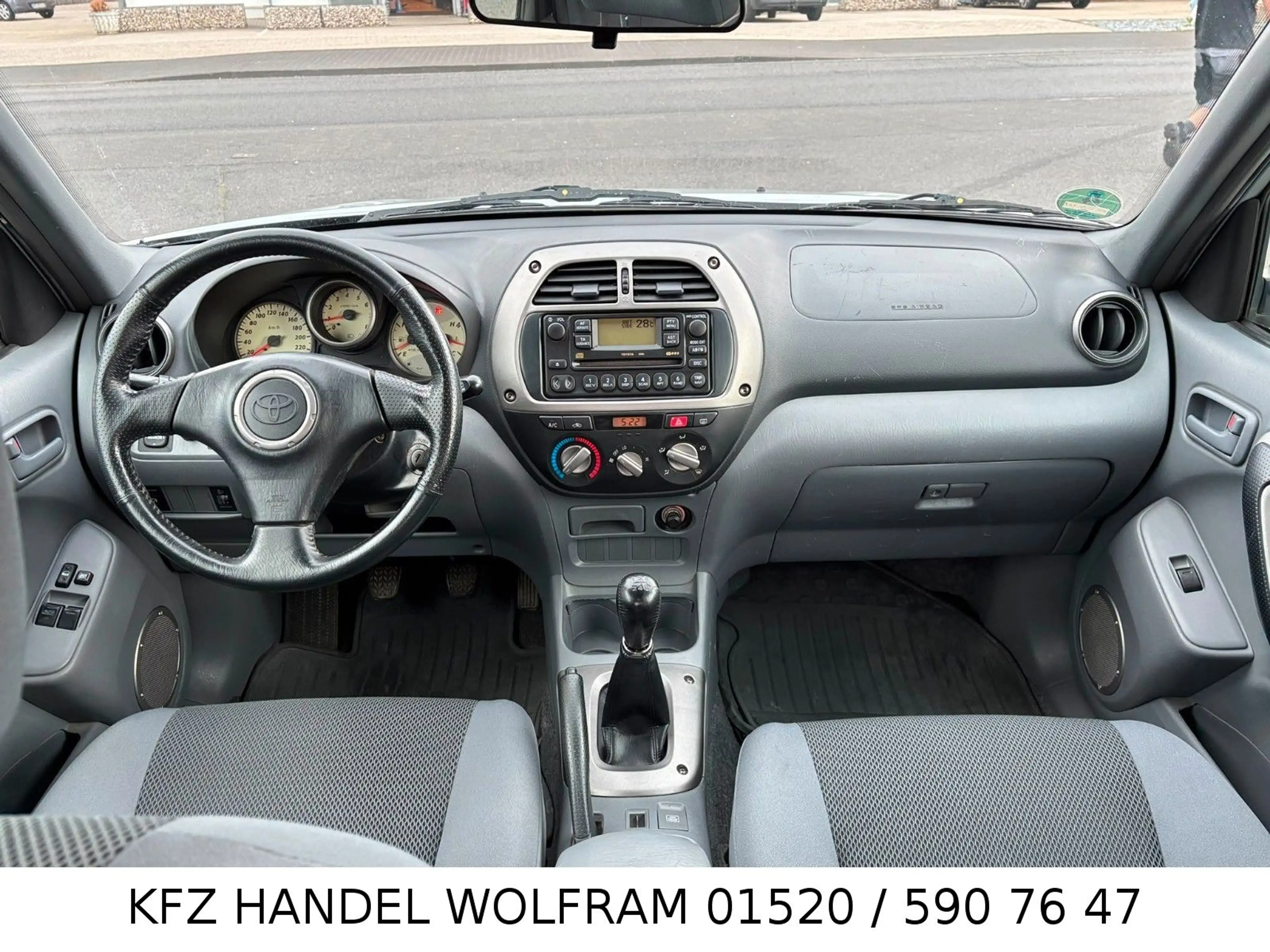 Toyota RAV 4 2.0-VVT-i 4x4 RENTNERFAHRZEUG NUR106.000KM — photo 10