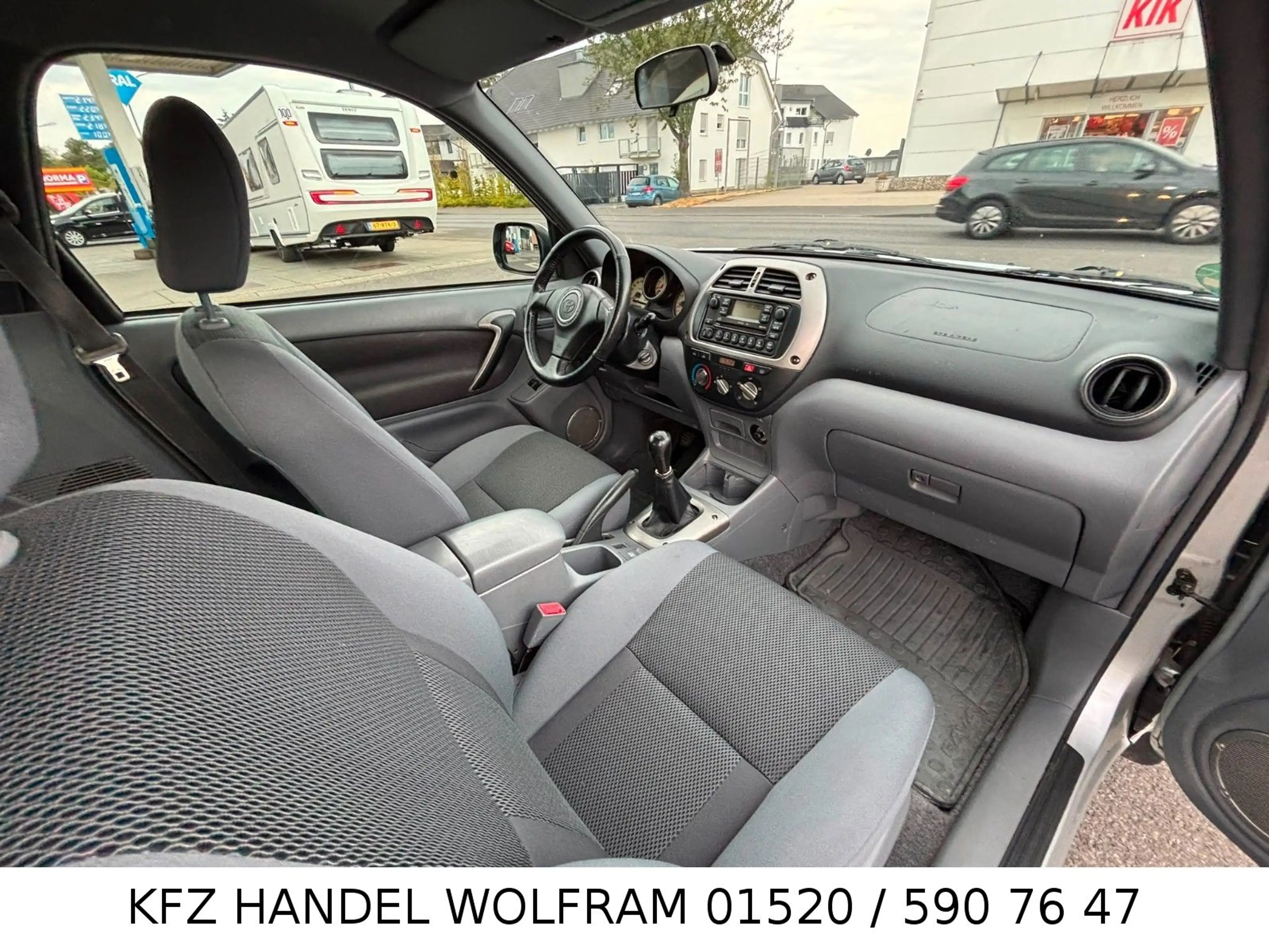 Toyota RAV 4 2.0-VVT-i 4x4 RENTNERFAHRZEUG NUR106.000KM — photo 11