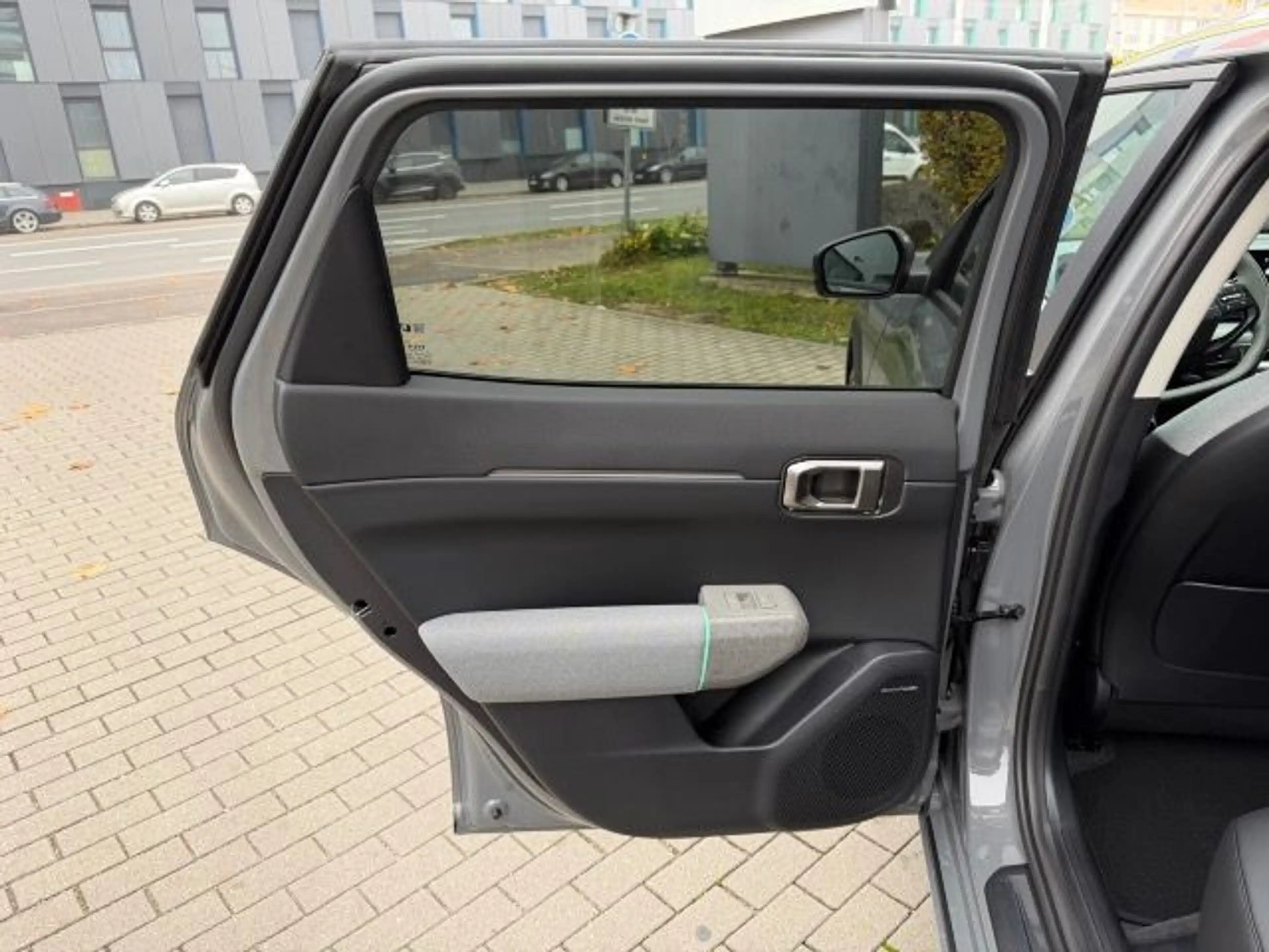 Kia EV4 FASTBACK 81kWh EARTH SOUND|TECH|WINTER|DRIVE — photo 20