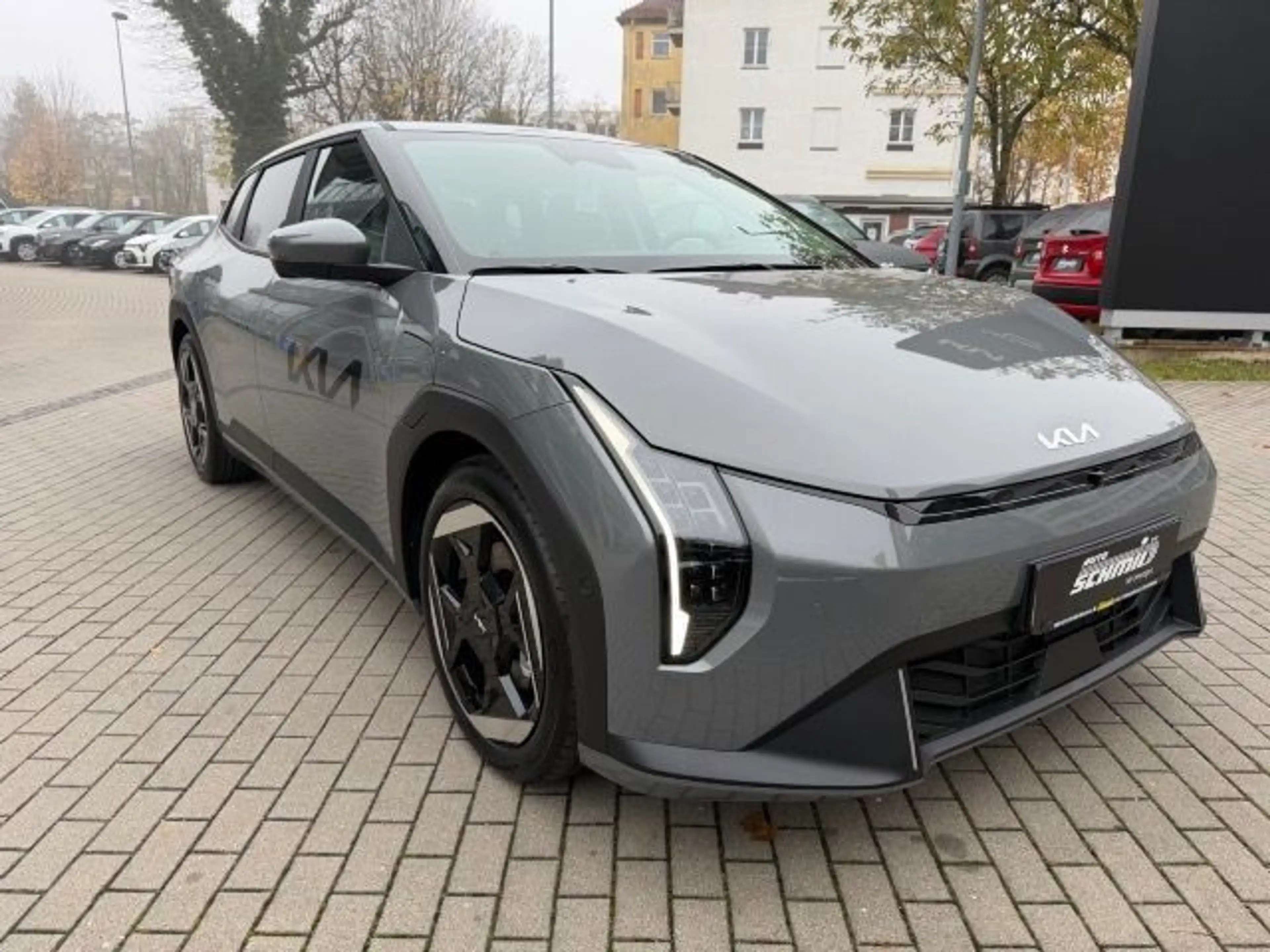 Kia EV4 FASTBACK 81kWh EARTH SOUND|TECH|WINTER|DRIVE — photo 4