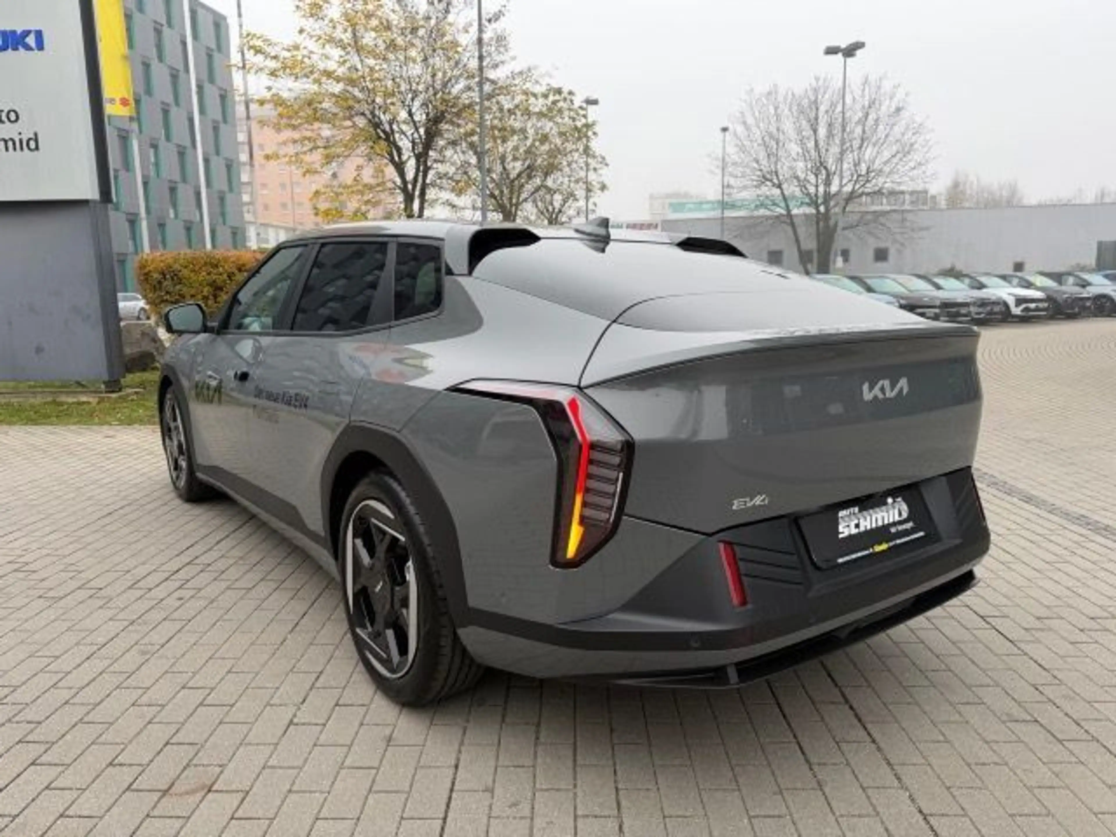 Kia EV4 FASTBACK 81kWh EARTH SOUND|TECH|WINTER|DRIVE — photo 9