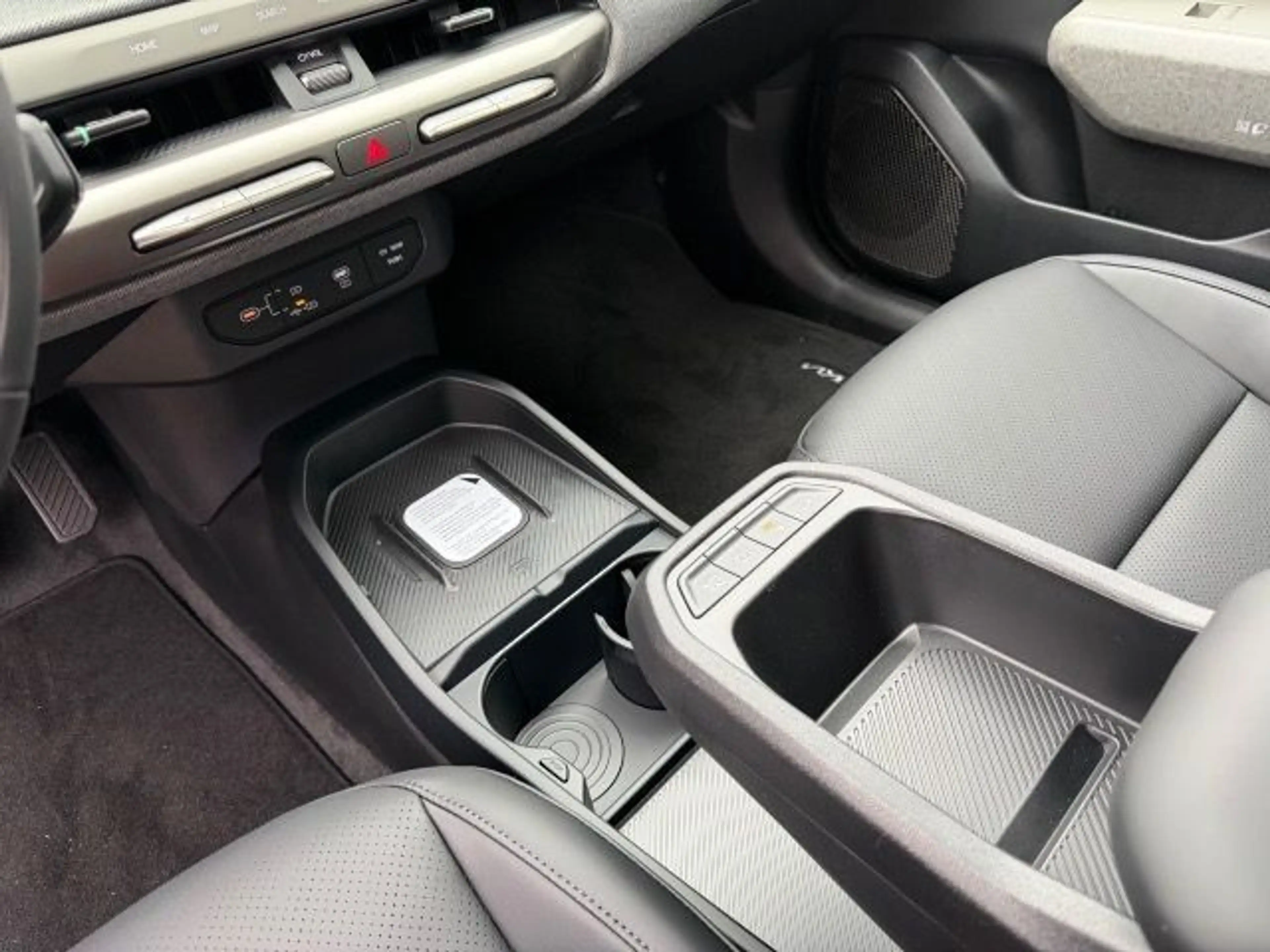 Kia EV4 FASTBACK 81kWh EARTH SOUND|TECH|WINTER|DRIVE — photo 19