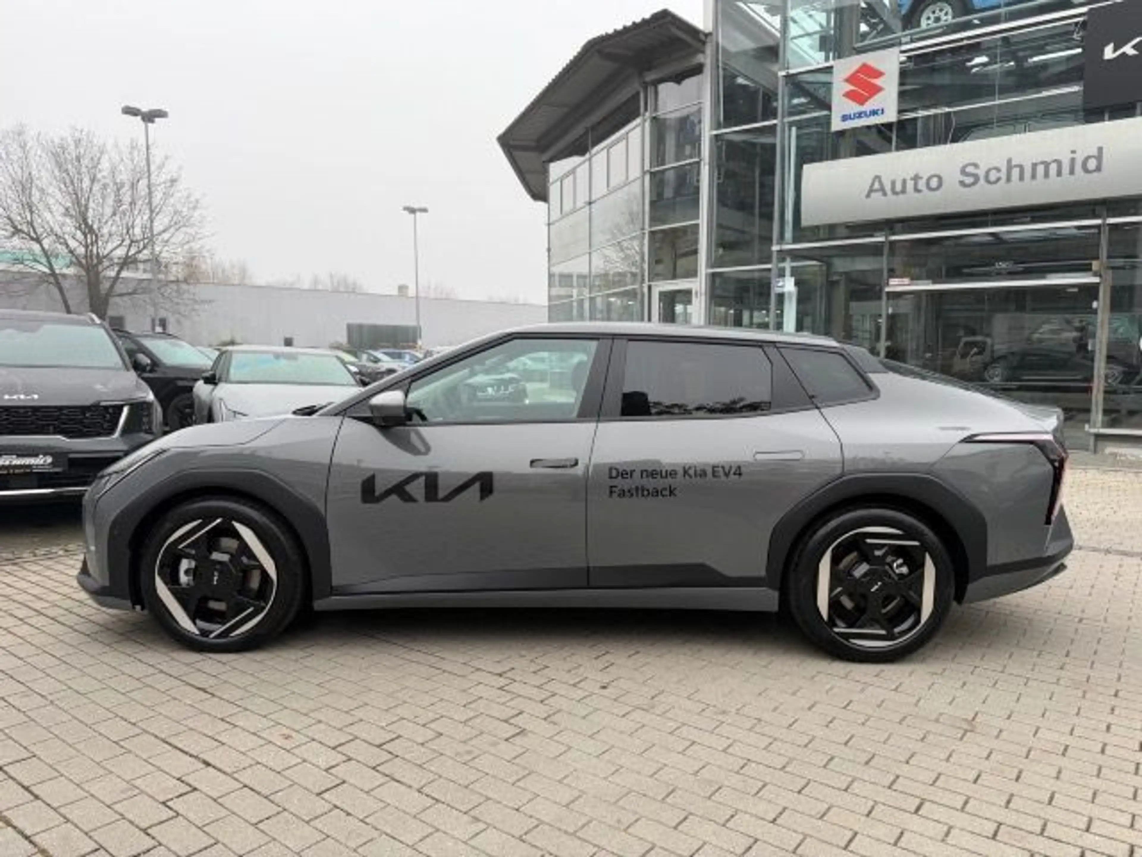 Kia EV4 FASTBACK 81kWh EARTH SOUND|TECH|WINTER|DRIVE — photo 10