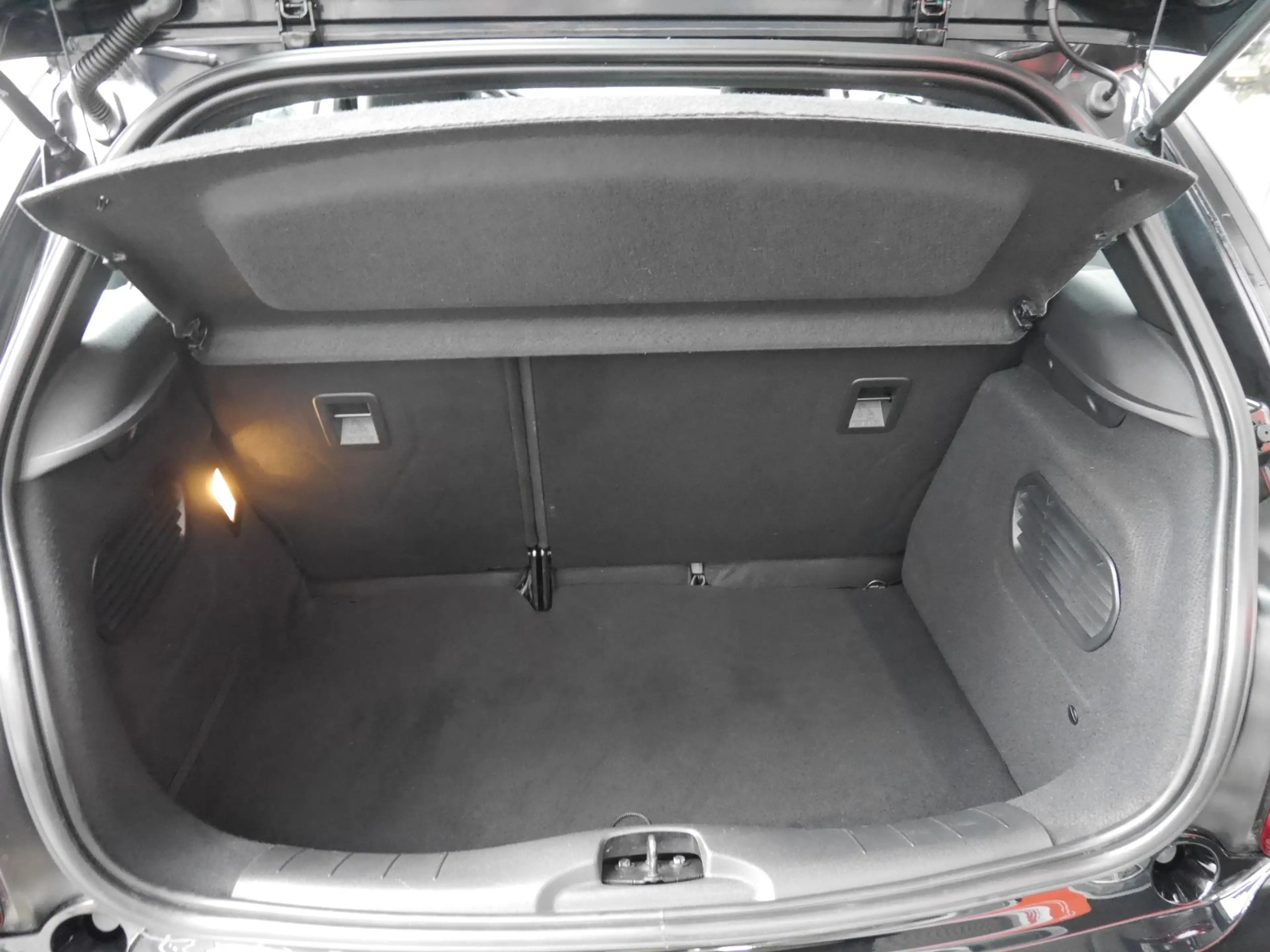DS Automobiles DS 3 1.2 PureTech Business | Stoelverwarming | Lichtmet — photo 10