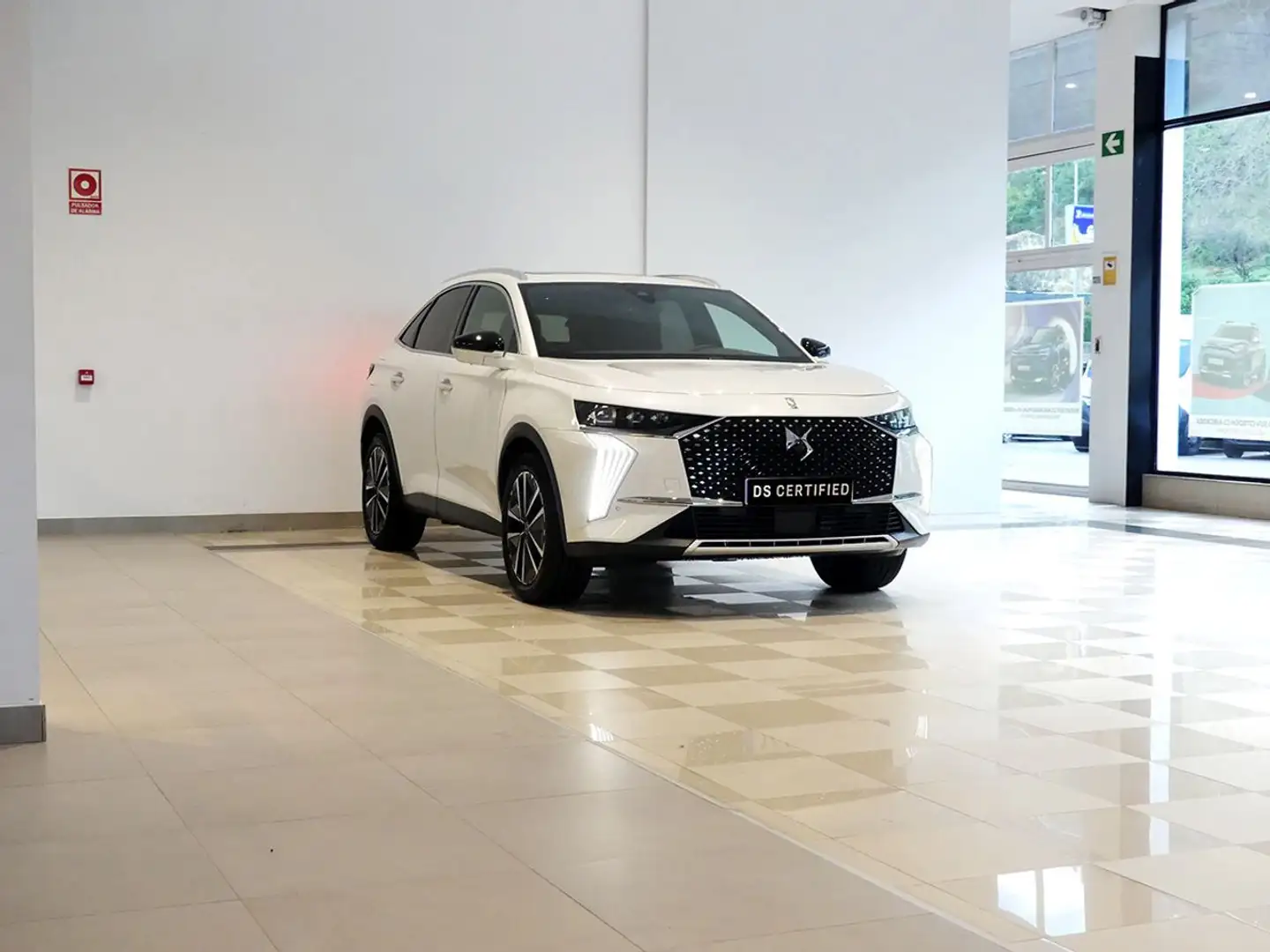 DS Automobiles DS 7 Crossback 1.6 E-TENSE PHEV 225 RIVOLI AUTO 225 5P Blanco - 2