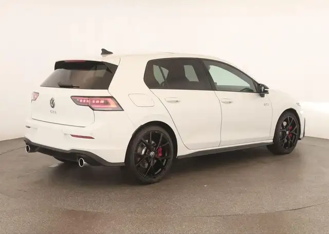 Volkswagen Golf view 12