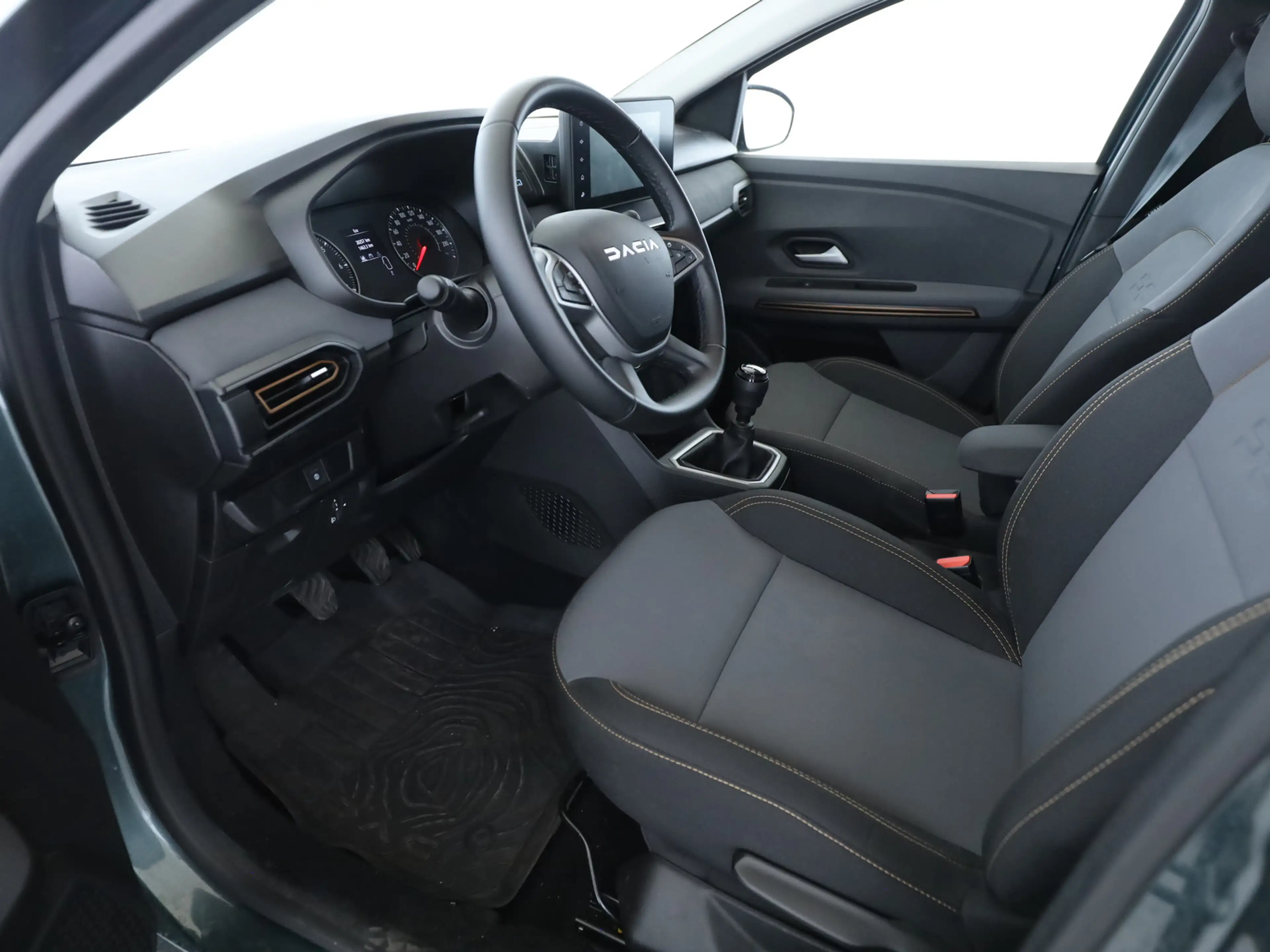 Dacia Jogger Extreme TCe 110 7-Sitzer SHZ PDC KLIMA BT — photo 7