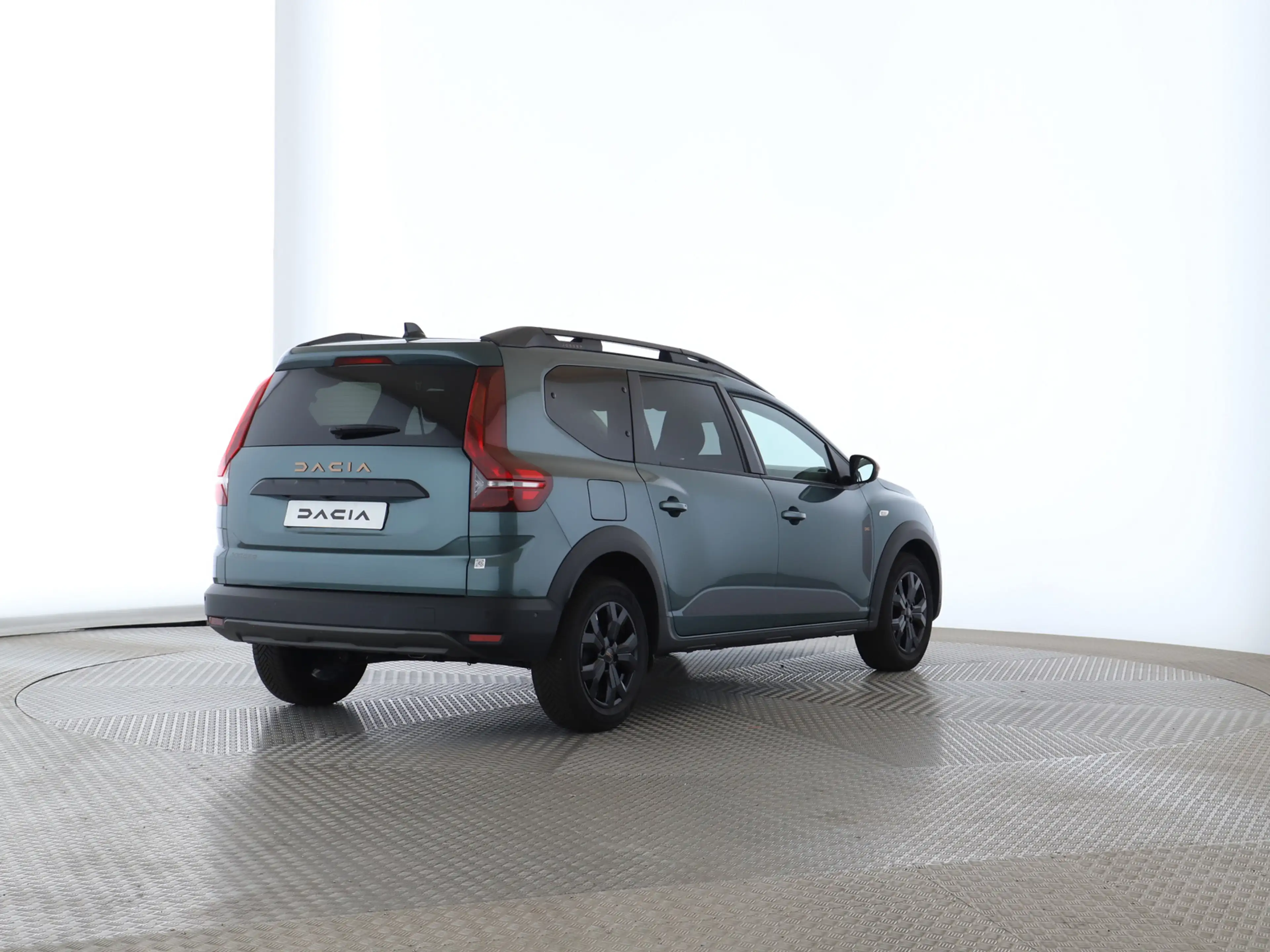 Dacia Jogger Extreme TCe 110 7-Sitzer SHZ PDC KLIMA BT — photo 2