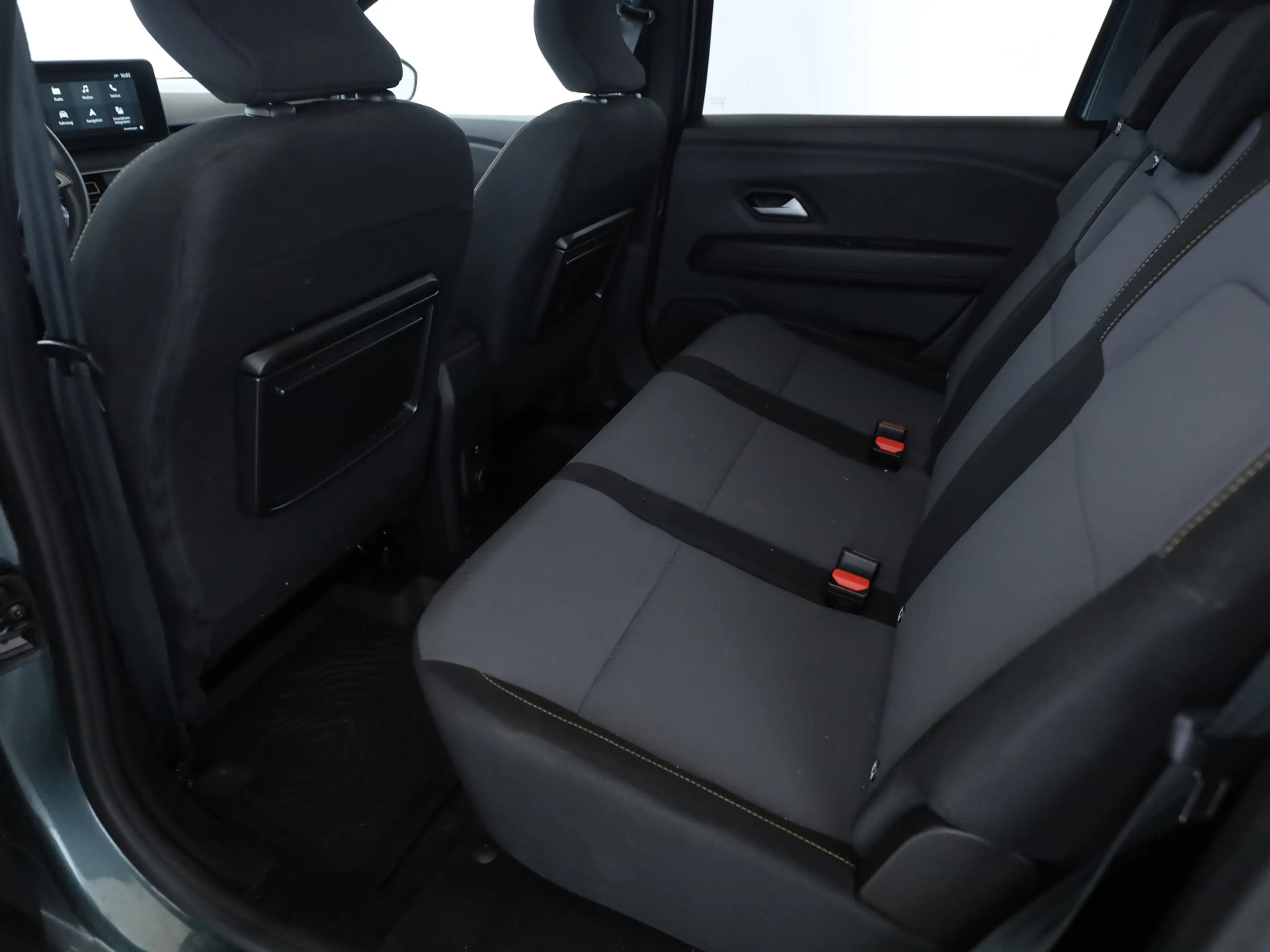 Dacia Jogger Extreme TCe 110 7-Sitzer SHZ PDC KLIMA BT — photo 11
