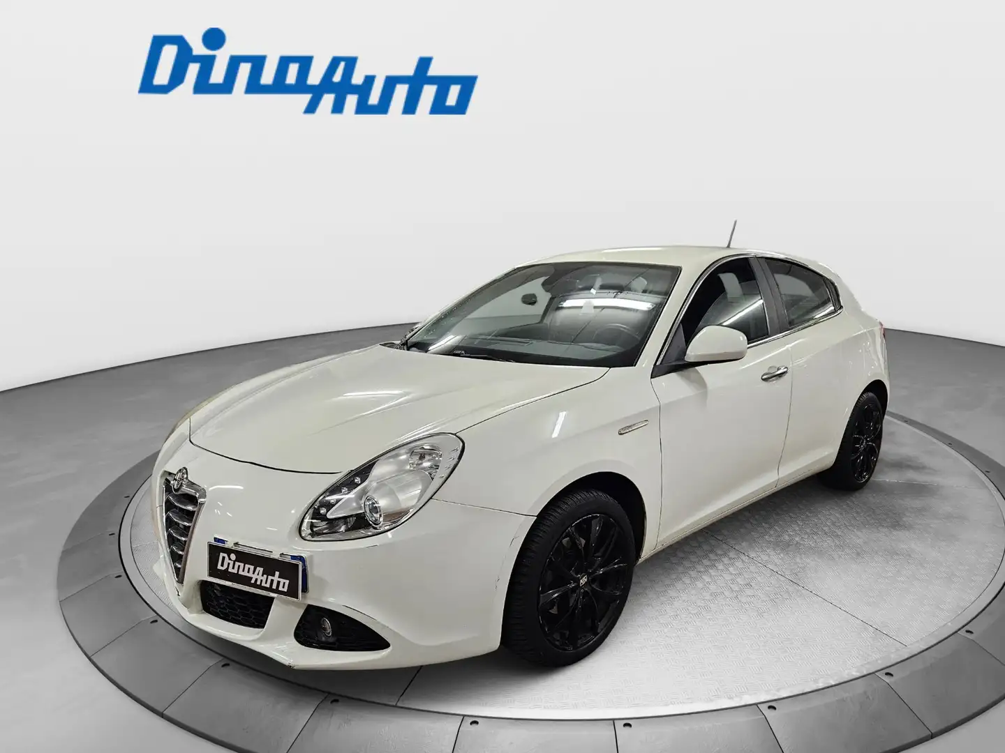 Alfa Romeo Giulietta Giulietta III 2010 1.4 t. Distinctive Gpl 120cv Weiß - 1