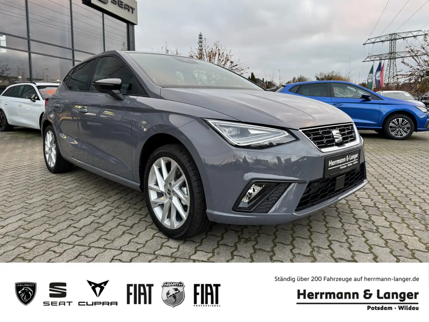 SEAT Ibiza 1.0 TSI DSG FR *XL, SOUND, Dinamica* Grau - 1