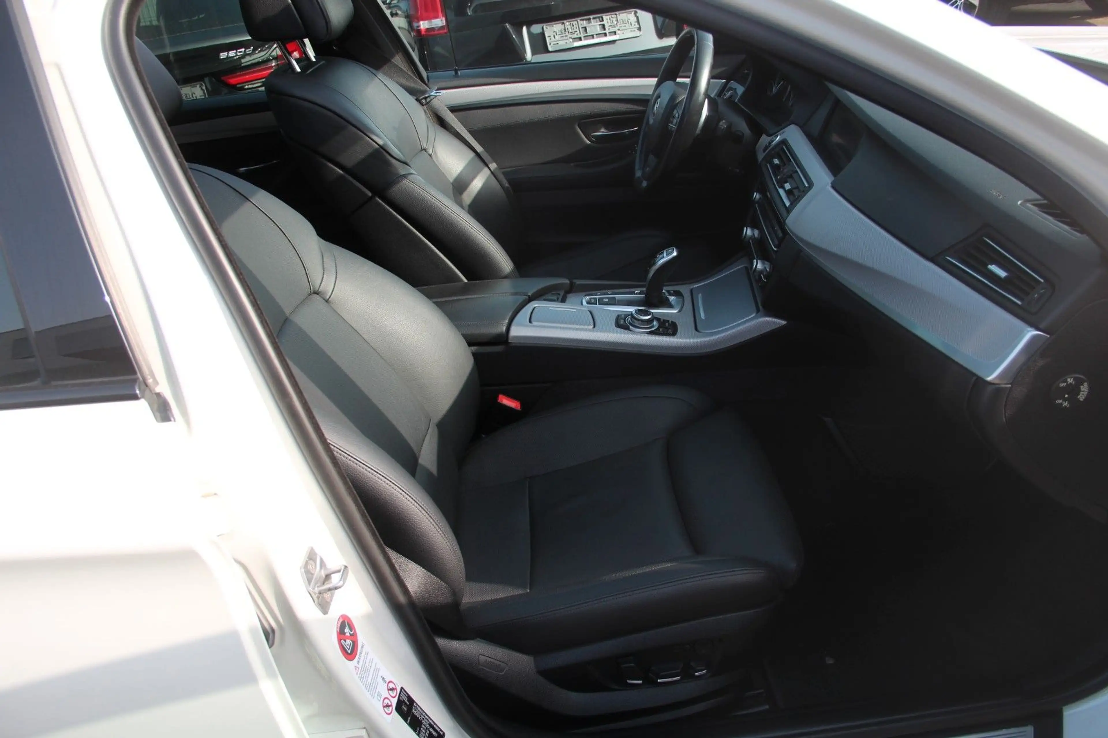 BMW 550 d xD Lim. GSD, HUD, LED, STNDHZ, SZBLFTG — photo 12