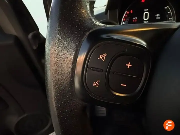 Abarth 500 2022, foto 11