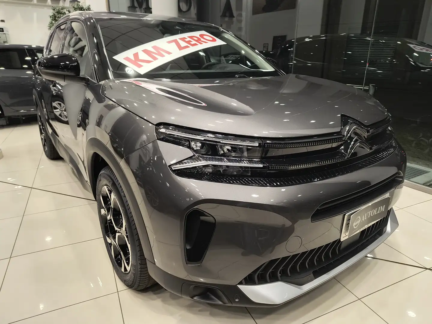 Citroen C5 Aircross 1.2 puretech Plus 130cv KM ZERO  Ultima Dispo. Grijs - 2