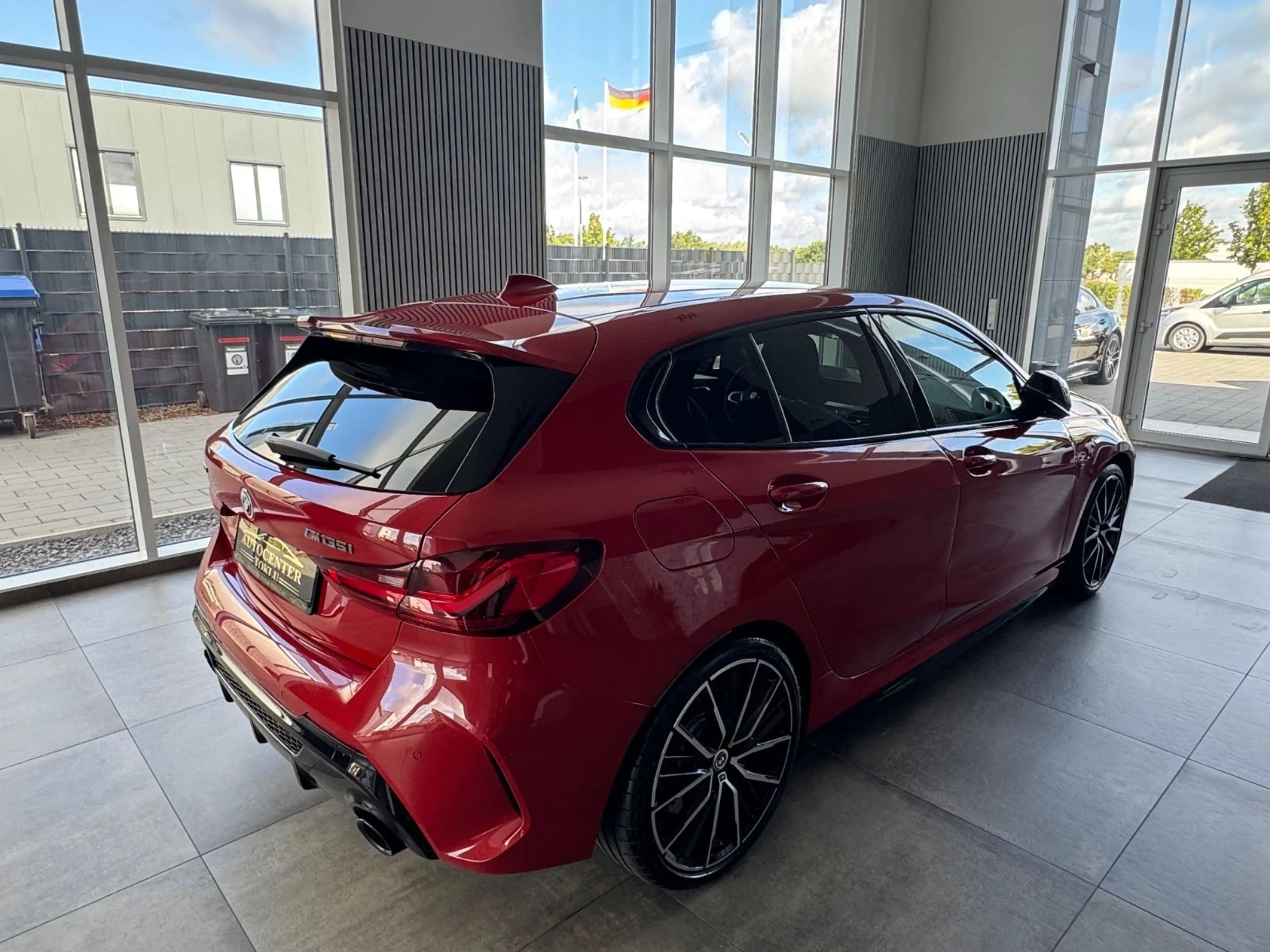 BMW 135 i xDrive Edition Colorvision — photo 4