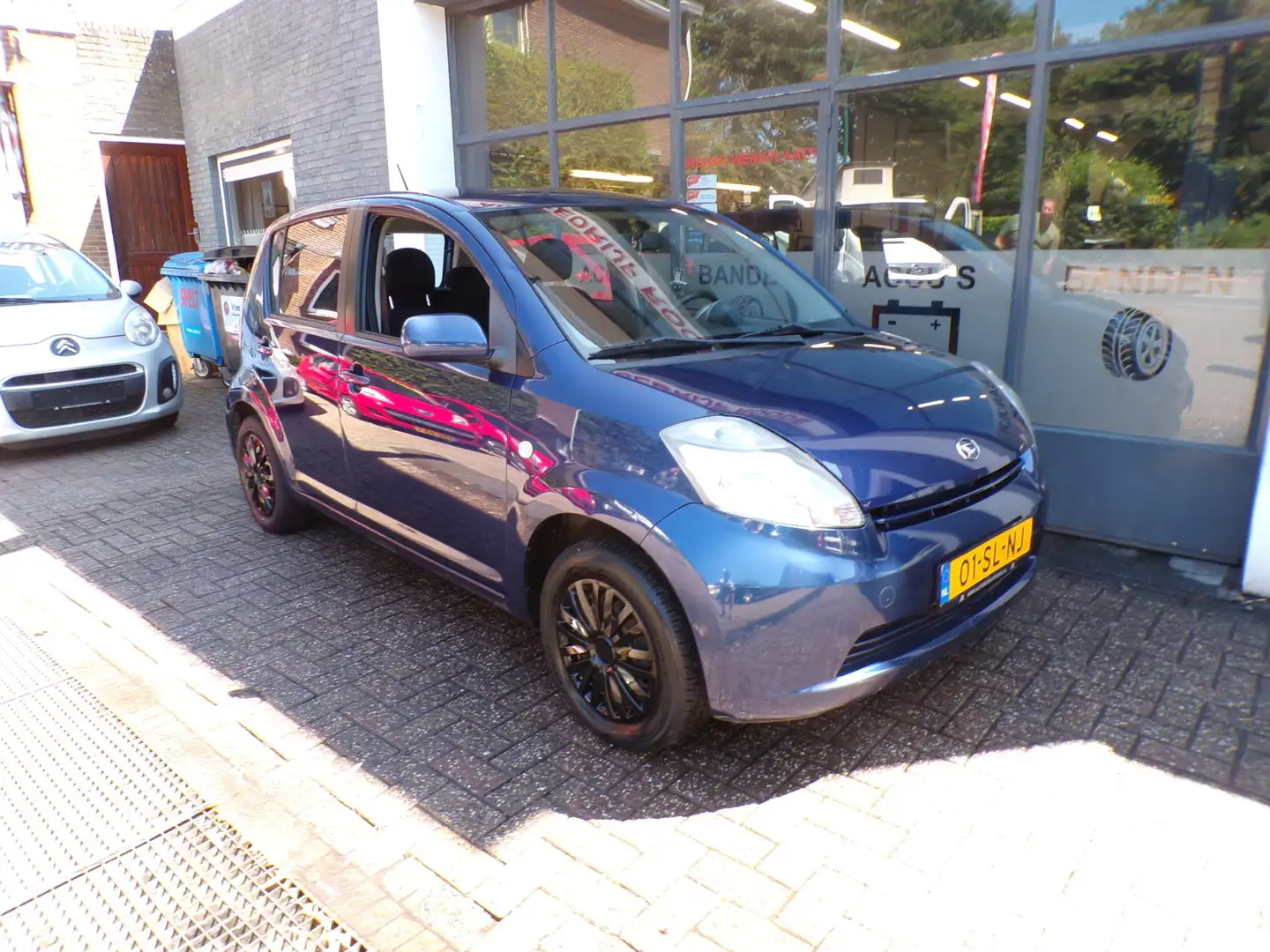 Daihatsu Sirion 2 1.3-16V Comfort NIEUWE APK & AIRCO! Синій - 2
