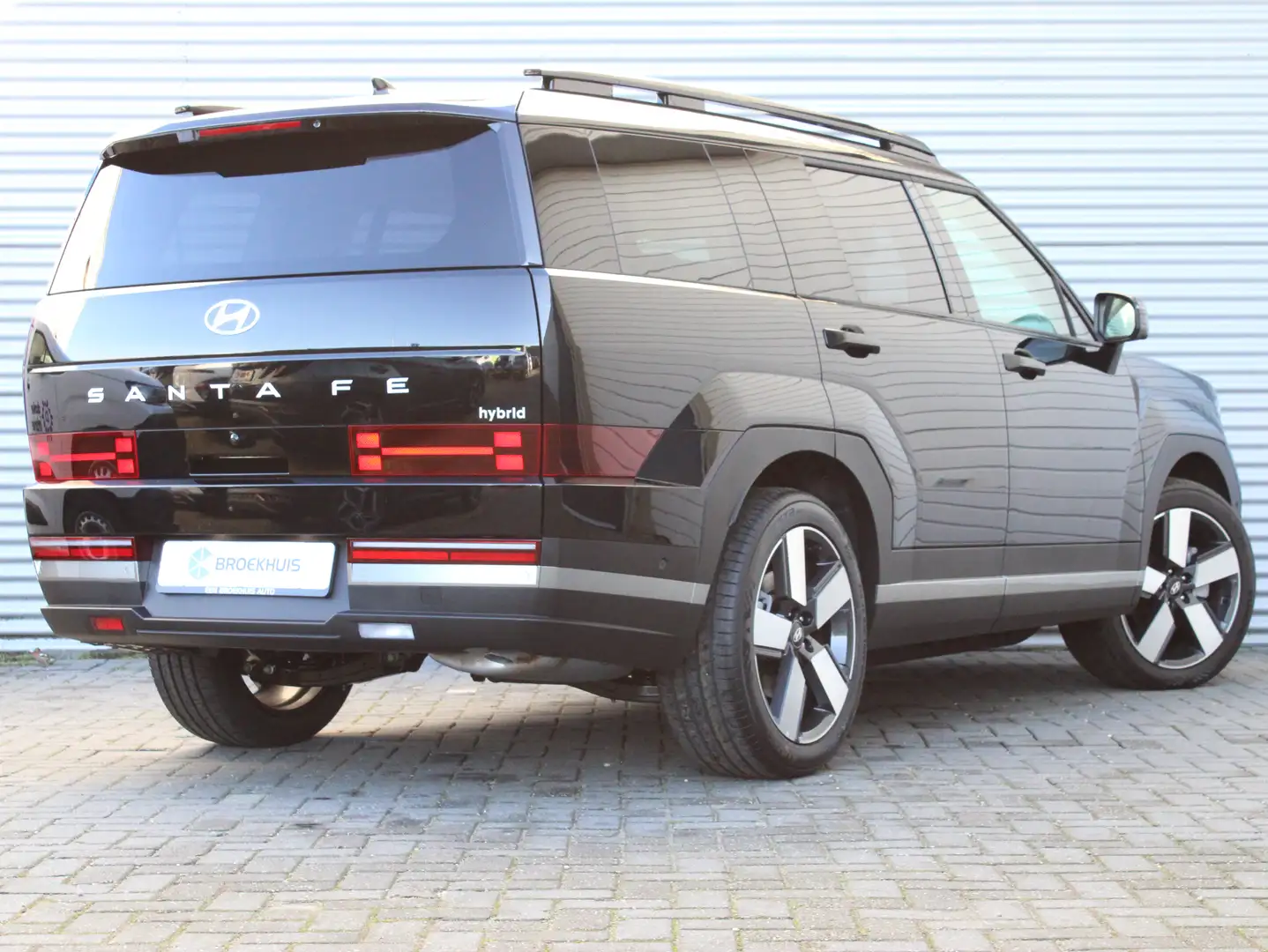Hyundai SANTA FE 1.6 T-GDI HEV Premium Sky 7p. | Schuif-kantel Pano Zwart - 2