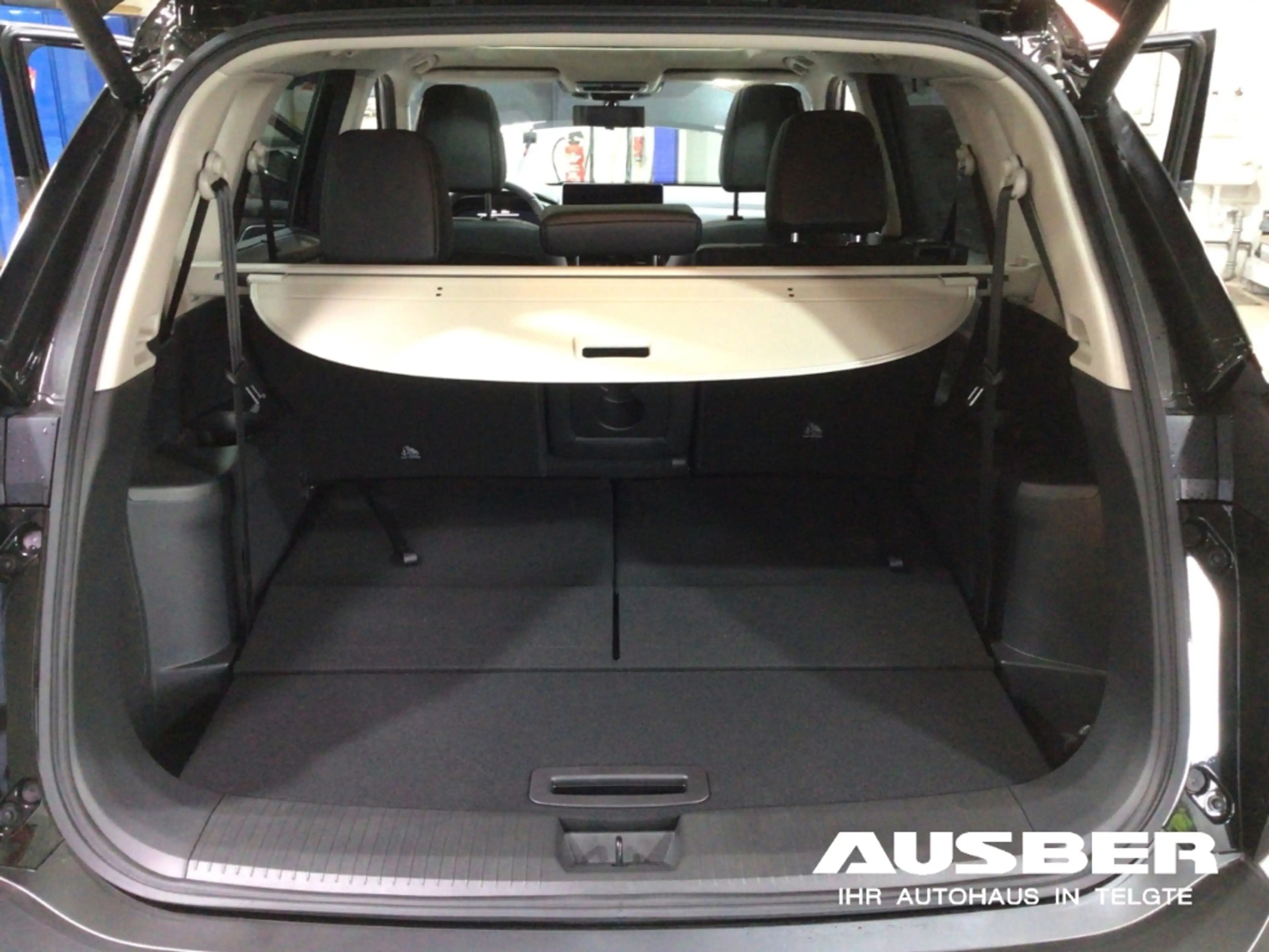 Nissan X-Trail X-TRAIL 1.5VCT e4ORCE 213PS 4x4 Tekna 7 Sitze PGD — photo 12