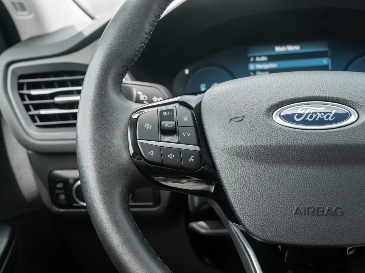 Ford Escape снимка Ford Escape