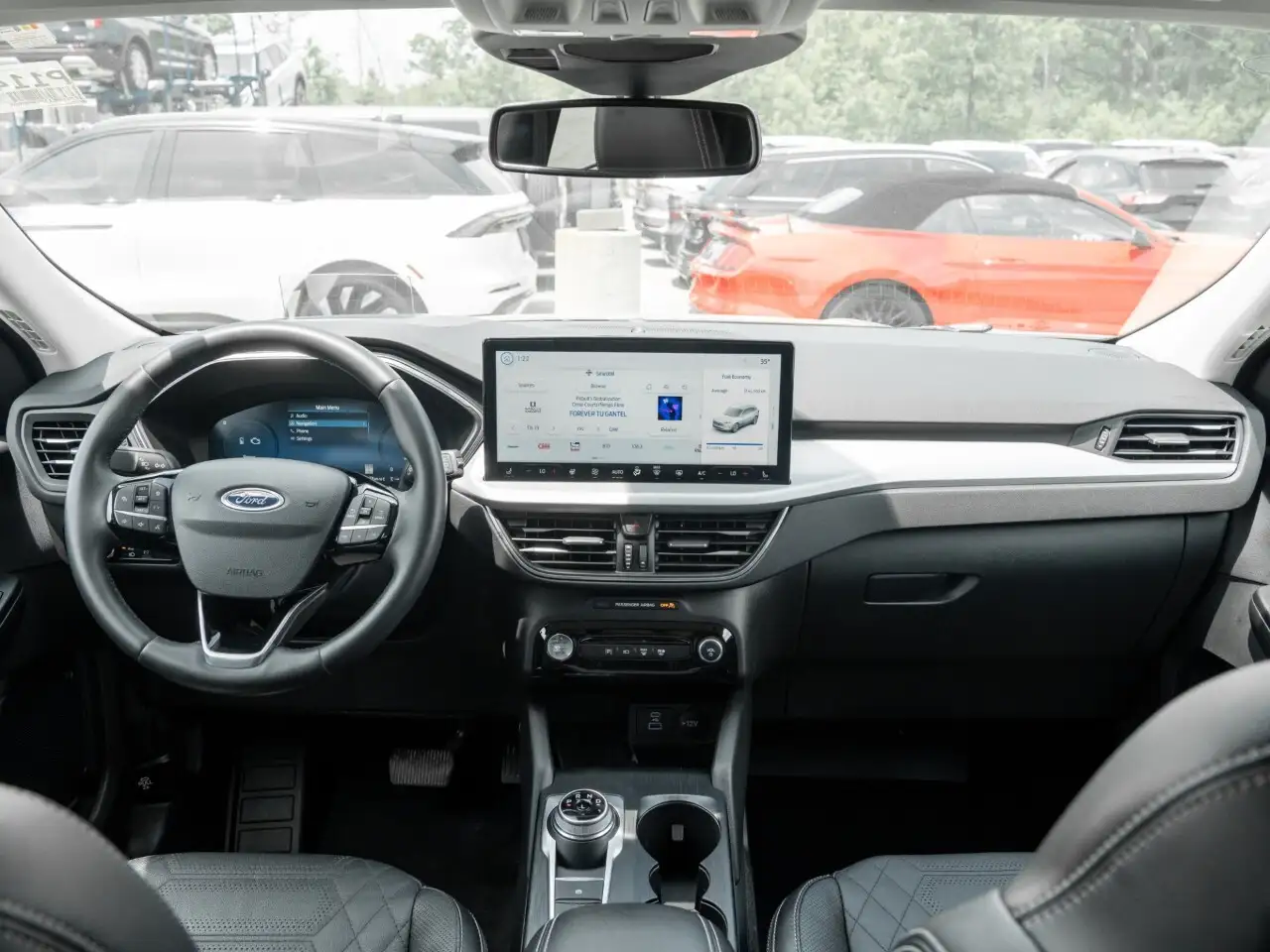 Ford Escape снимка Ford Escape
