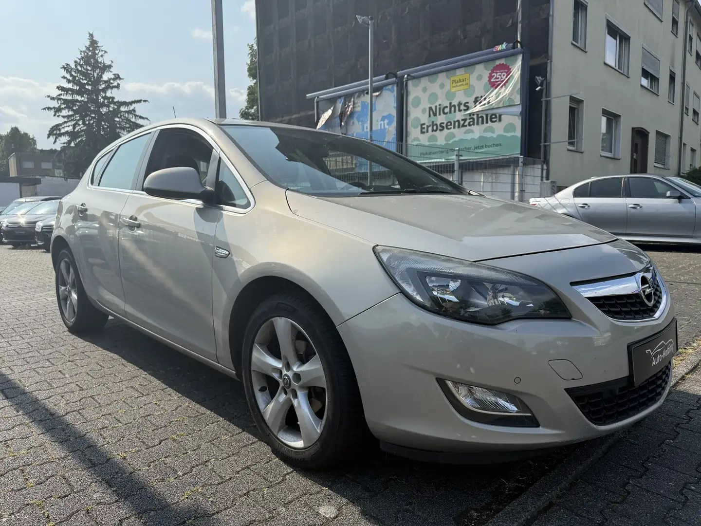 Opel Astra 1.4 Turbo Selection*Sitzheizung*Klima* Argintiu - 1