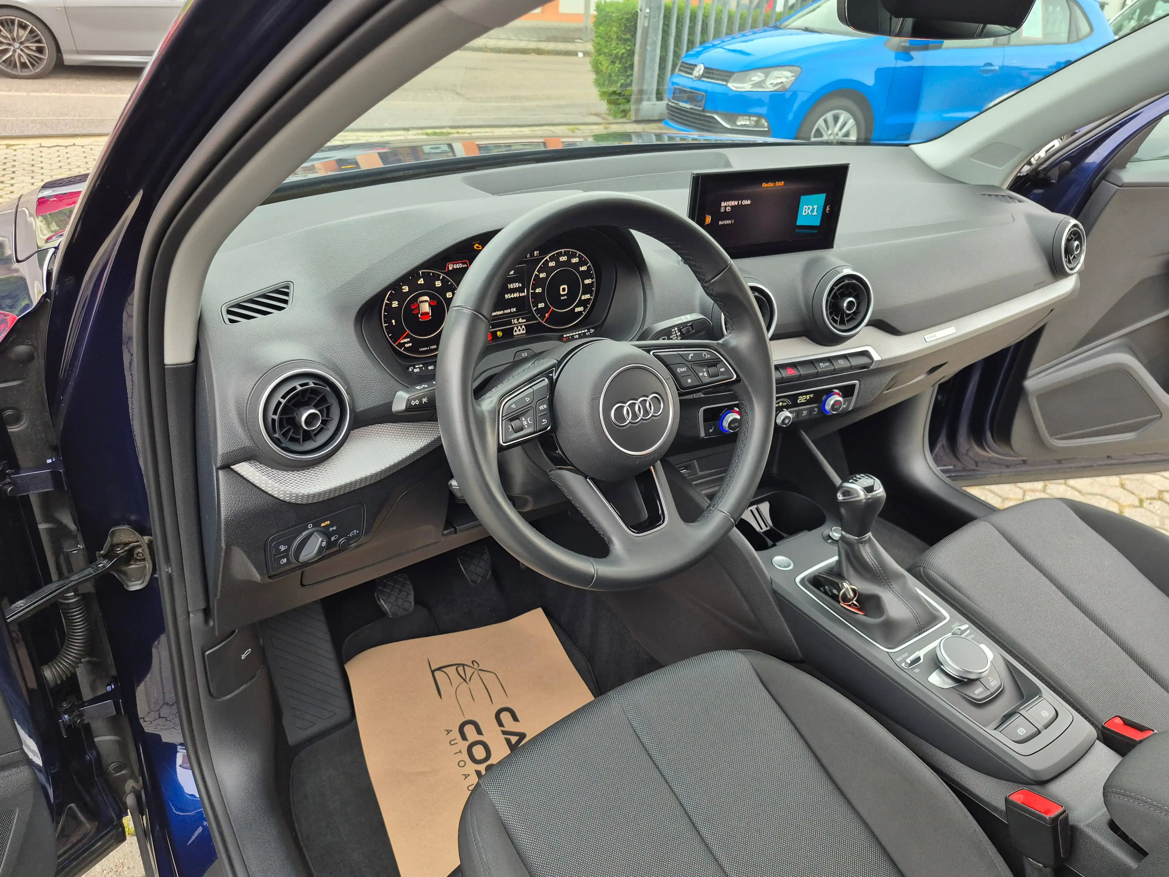 Audi Q2 35 TFSI advanced — photo 9
