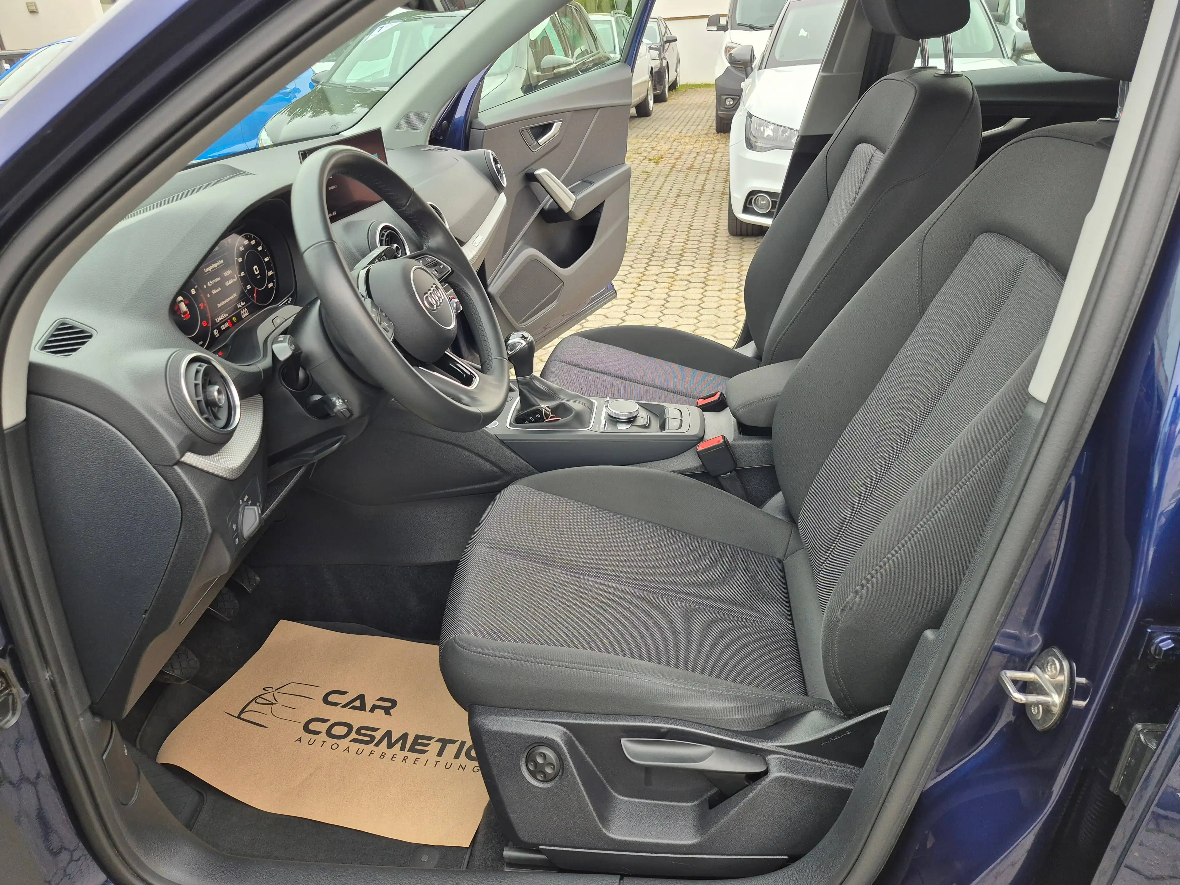 Audi Q2 35 TFSI advanced — photo 5